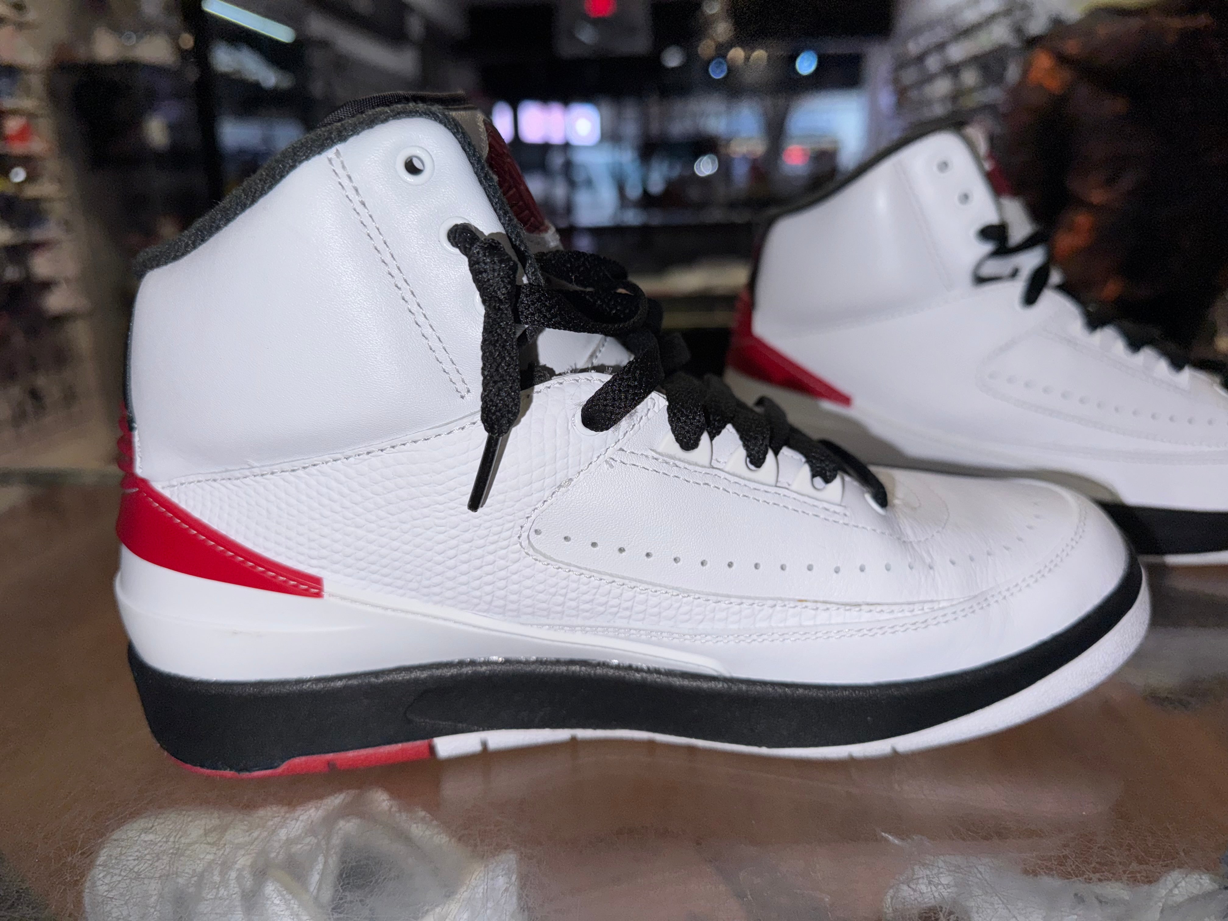 Size 8 Air Jordan 2 "Chicago"