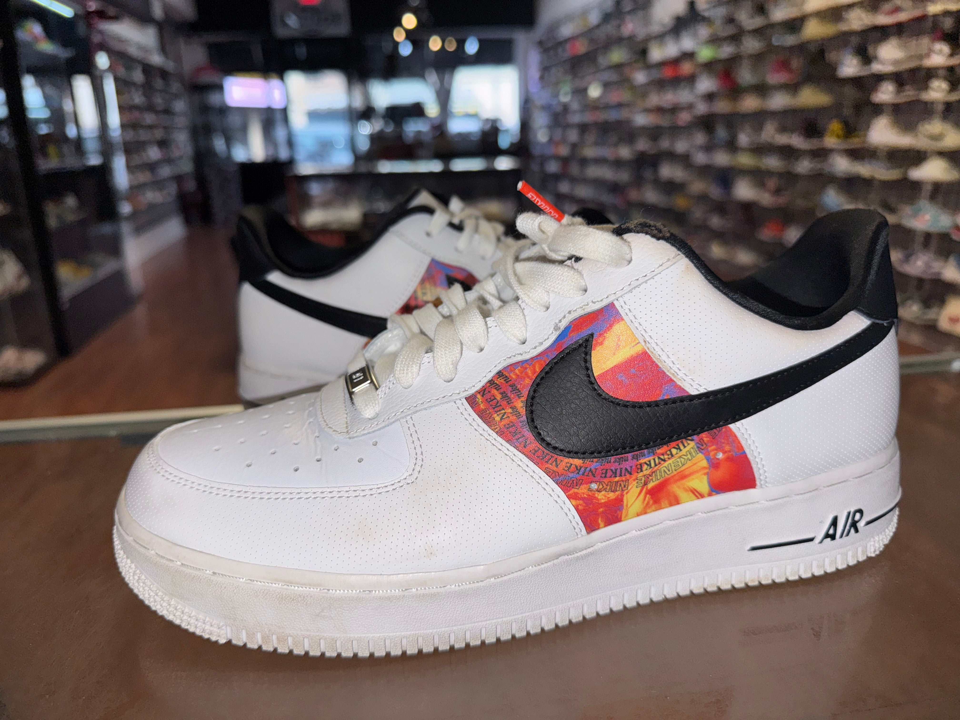 Size 10 Air Force 1 “Vintage Mosaic”