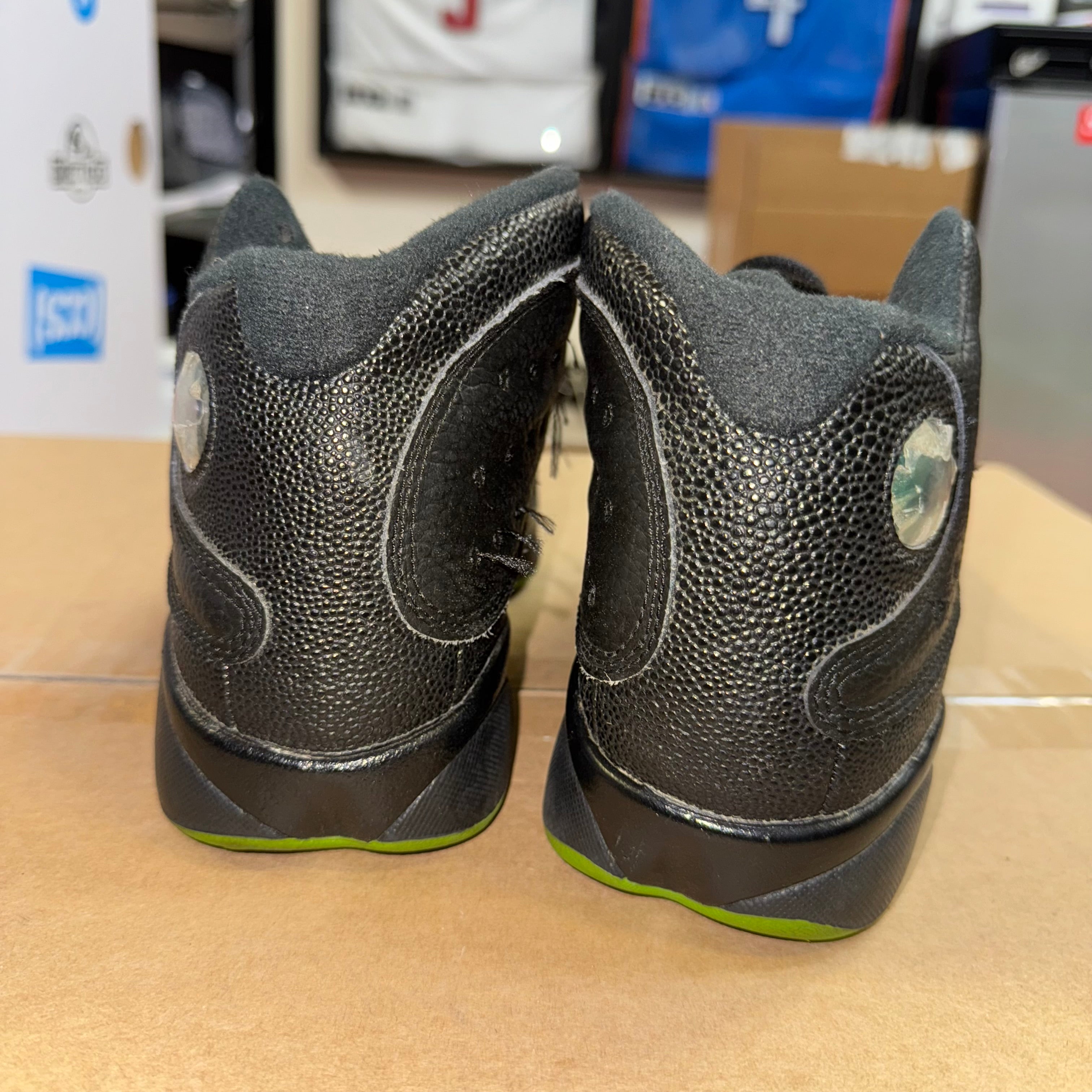 Size 6.5y Air Jordan 13 "Altitude" - NB