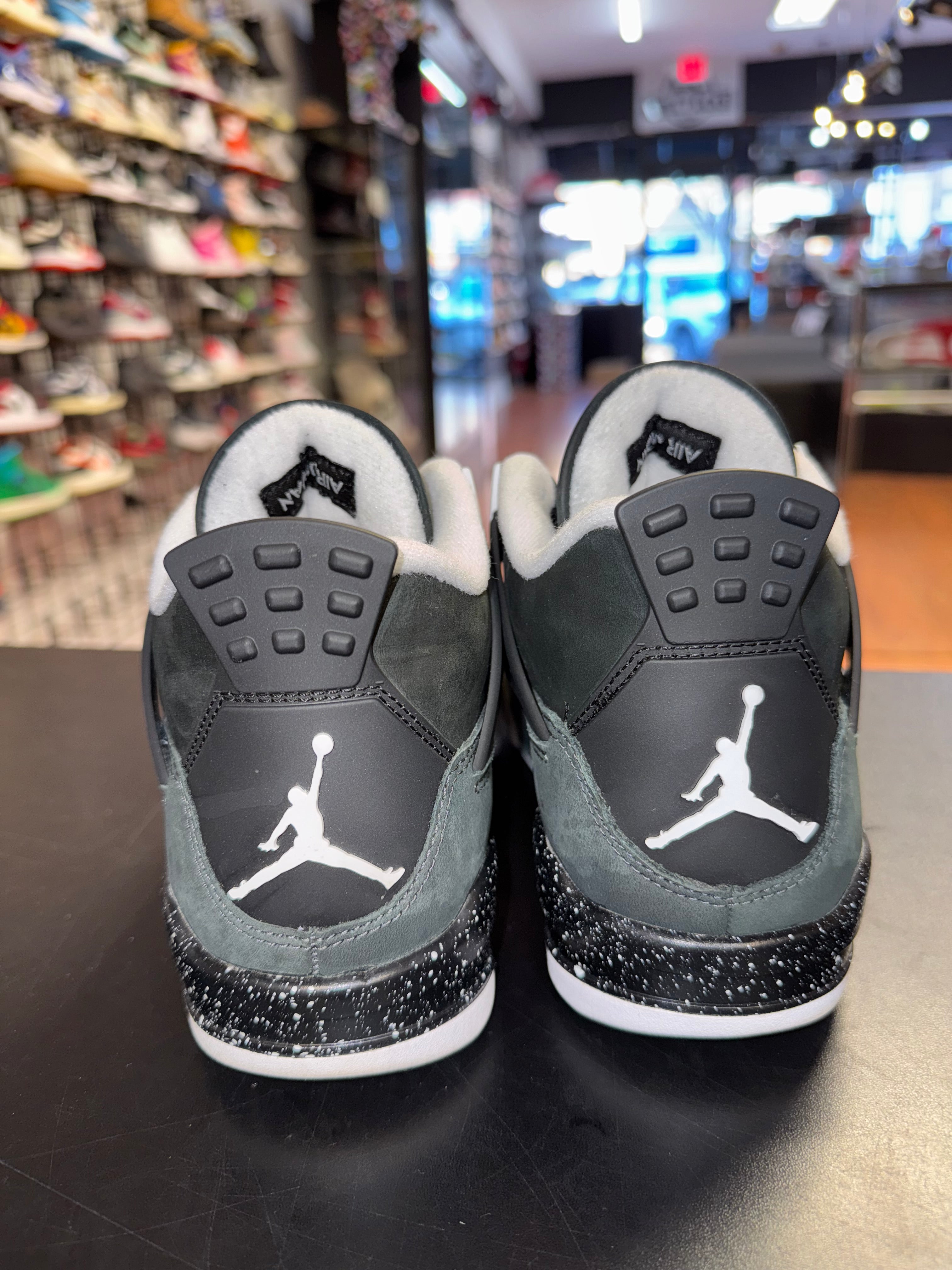 Size 7y Air Jordan 4 “Fear”