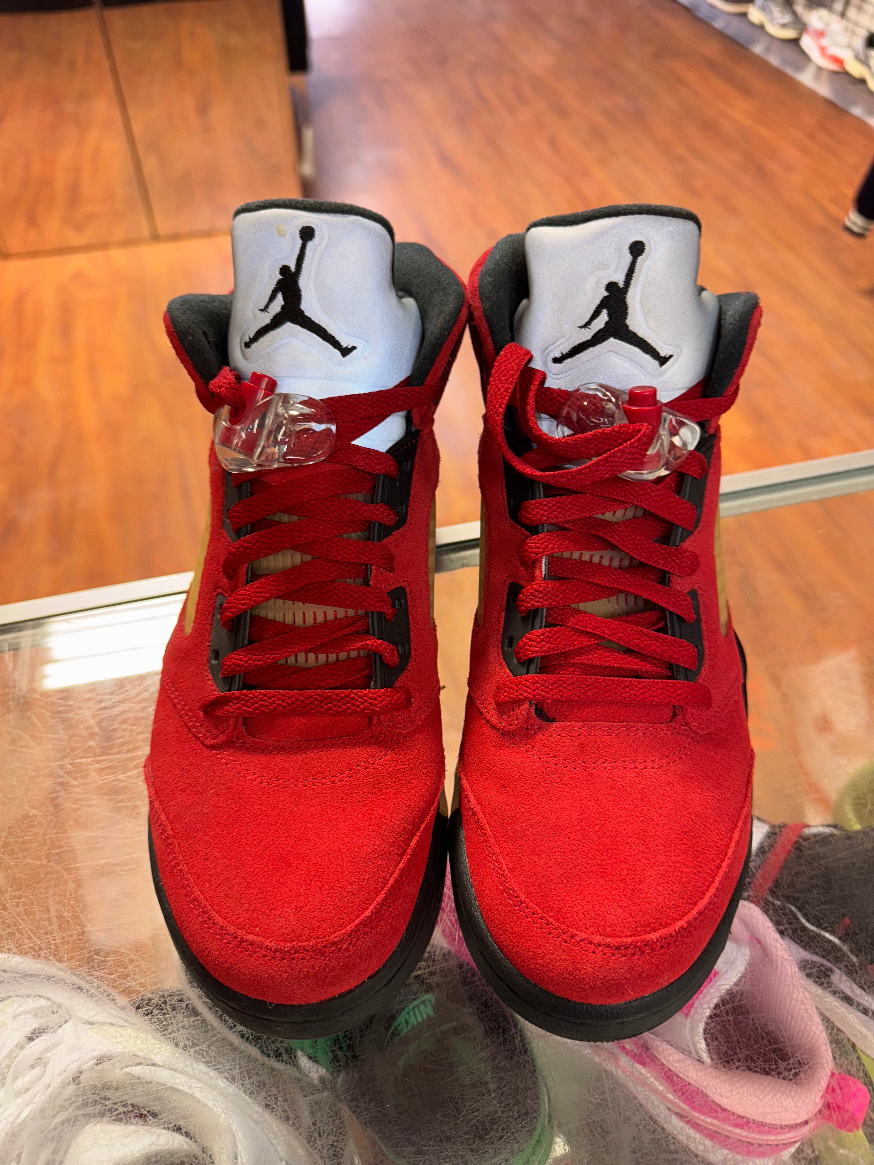 Size 8 Air Jordan 5 “Raging Bull”