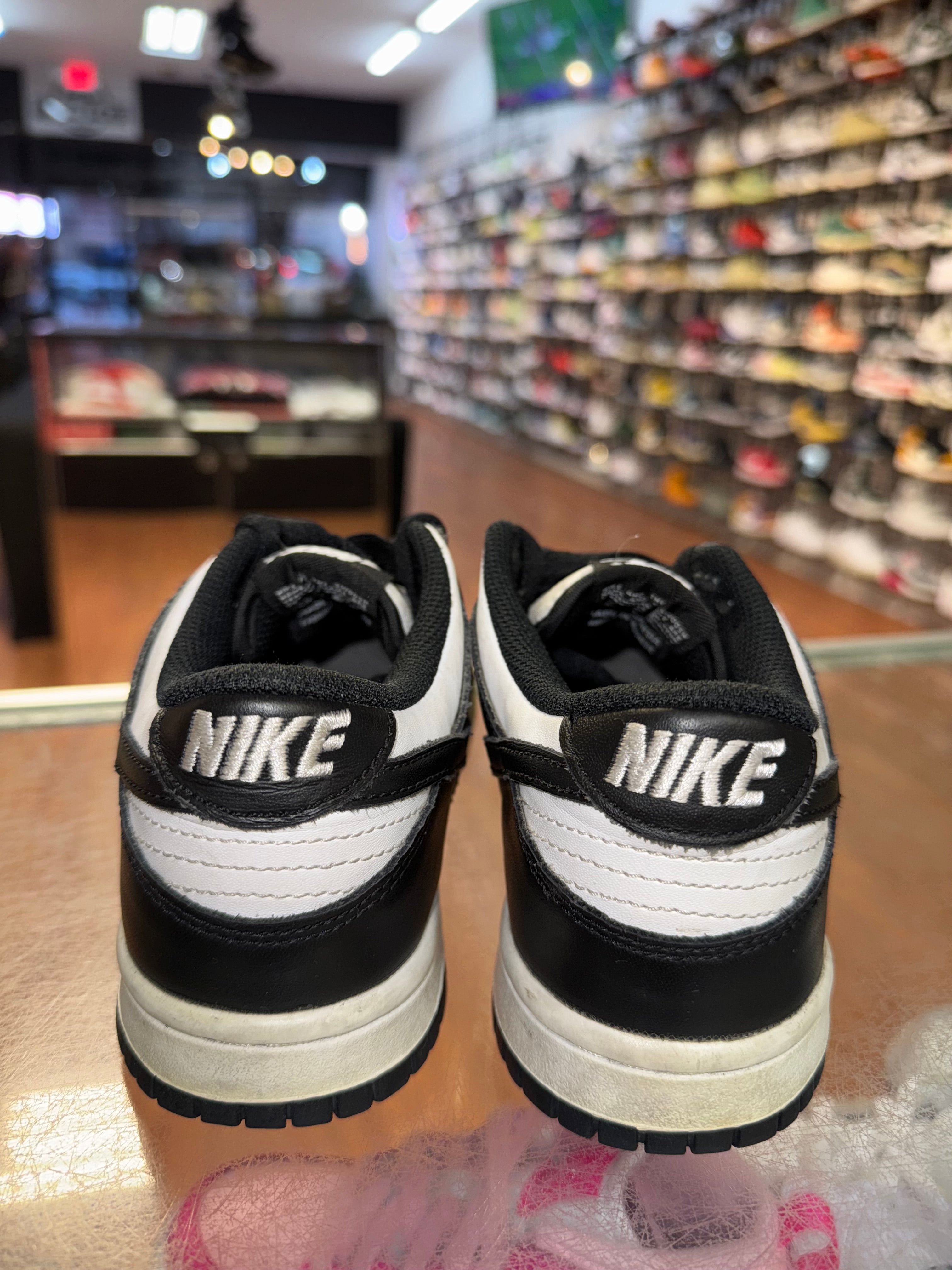 Size 4y Dunk Low “Panda”