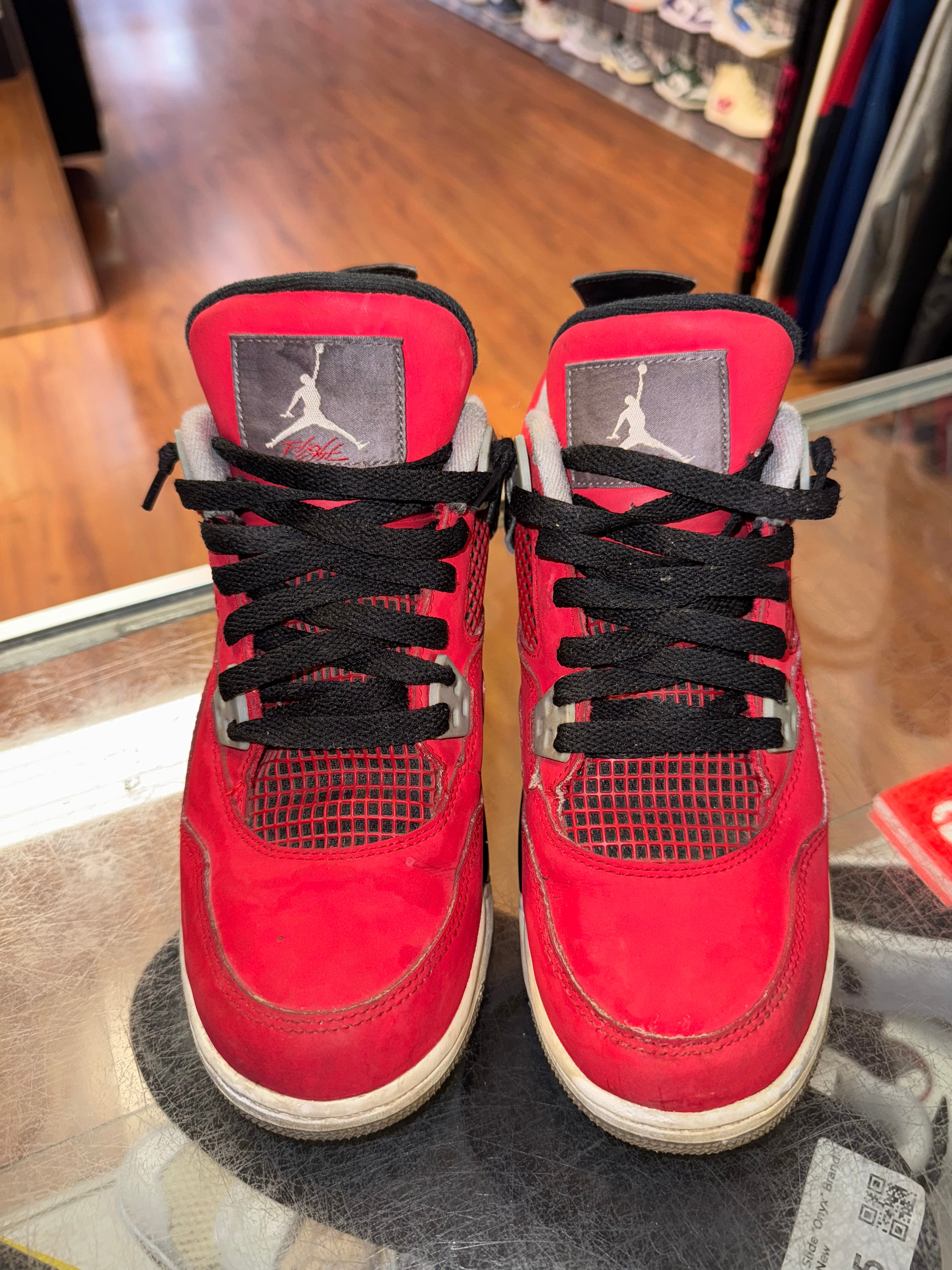 Size 6y Air Jordan 4 "Toro Bravo" - NB