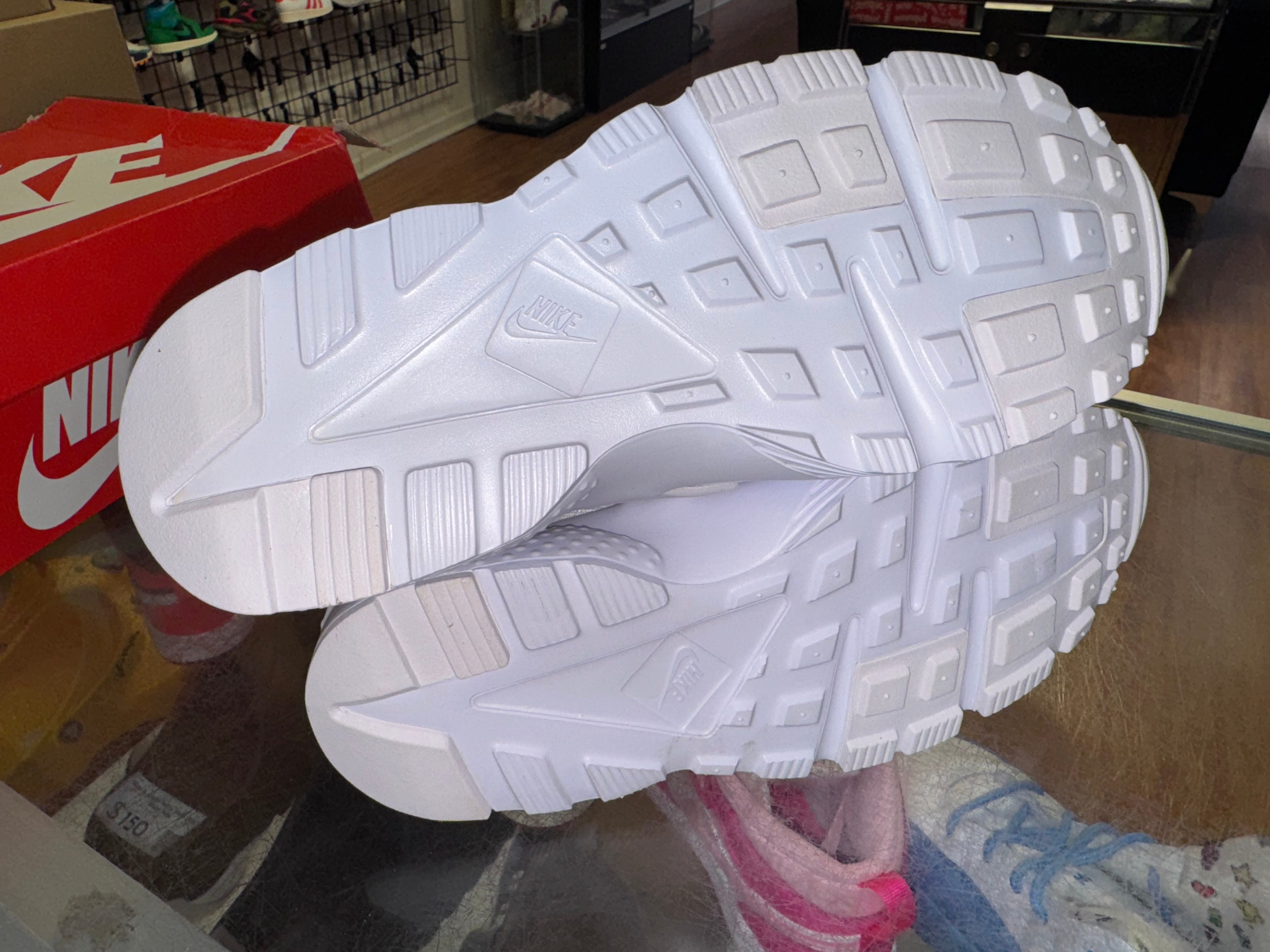 Size 5.5y Air Huarache Run “White” Brand New