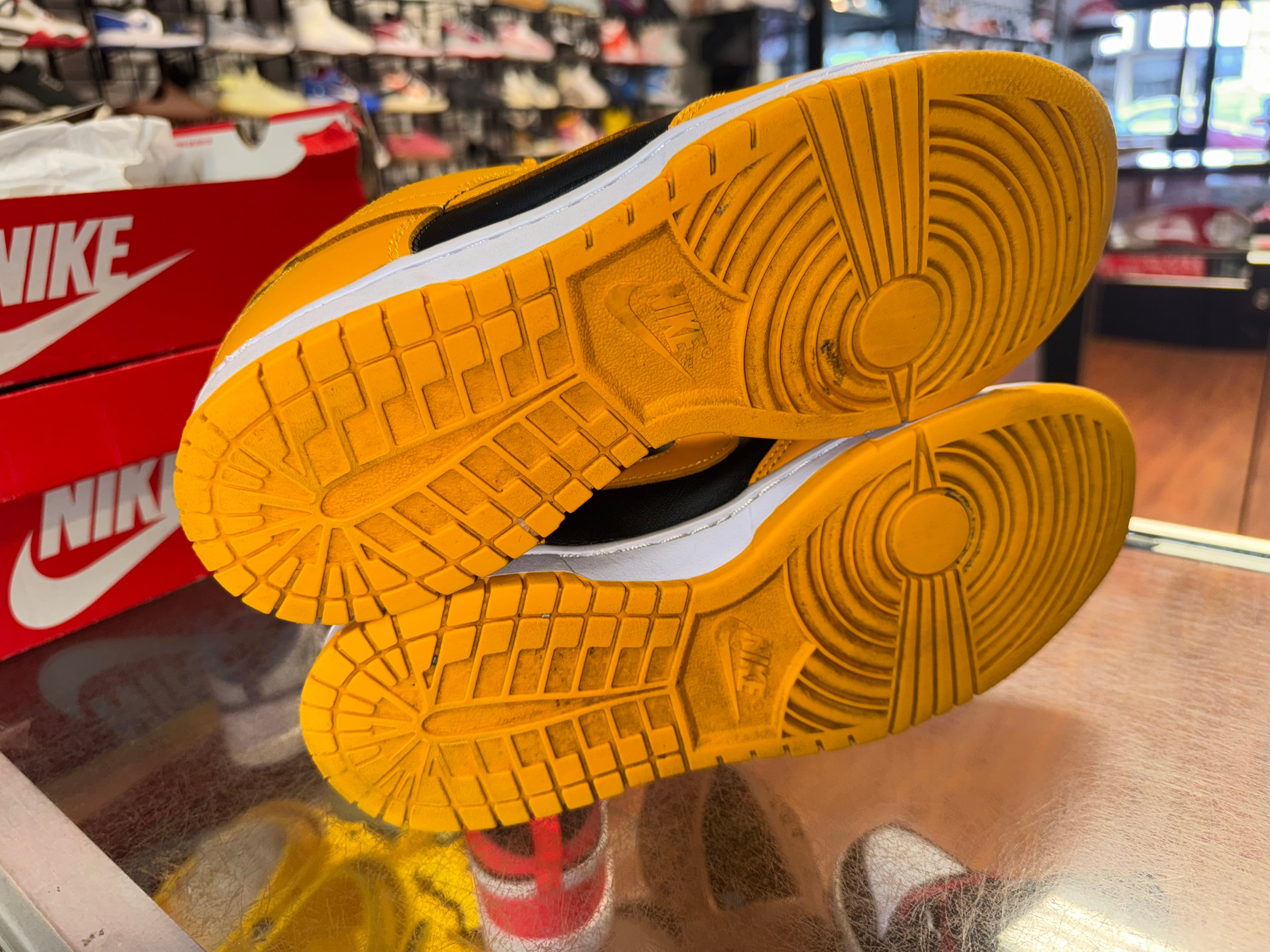 Size 8 Dunk Low "Goldenrod"