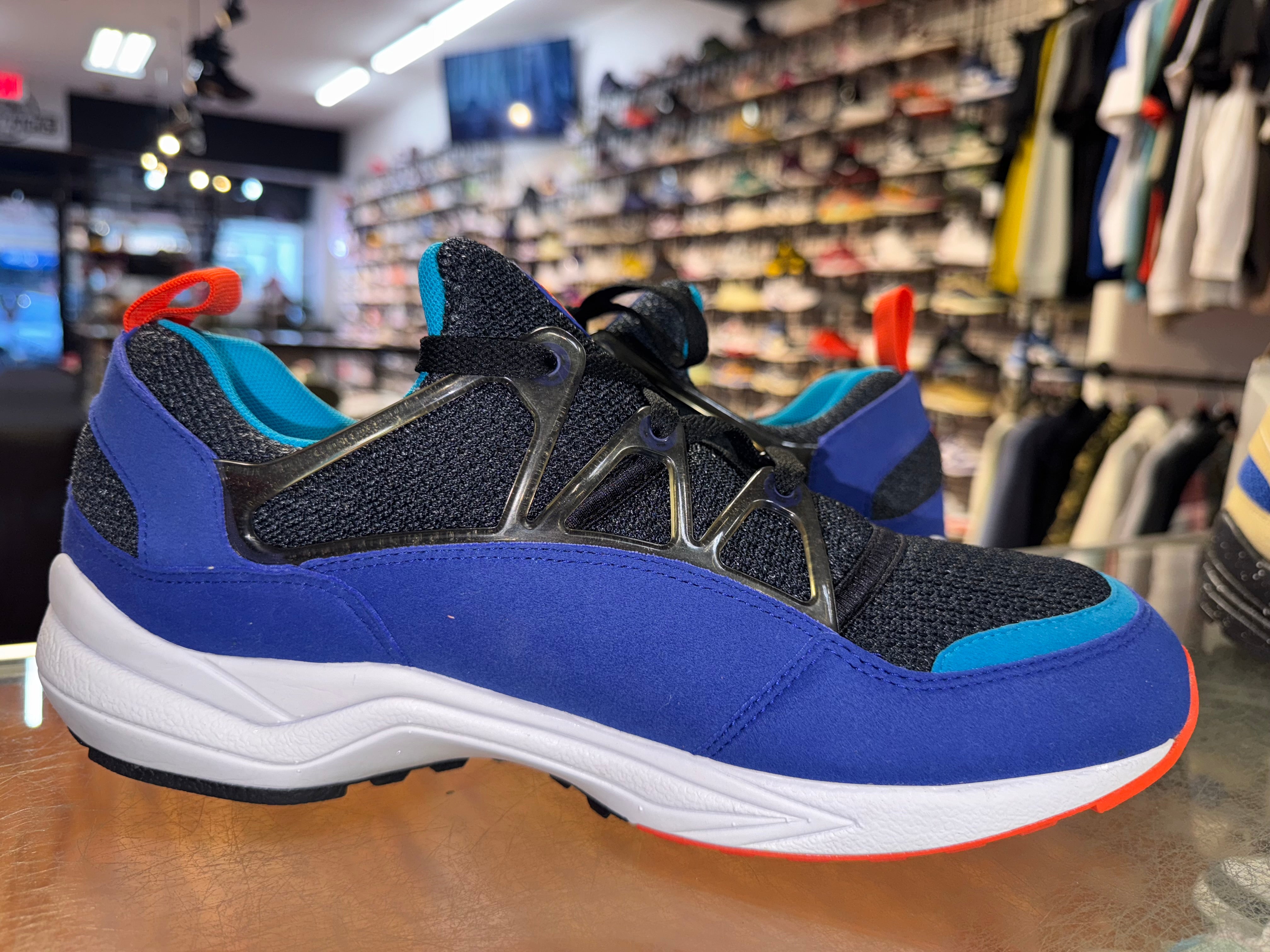 Size 11 Air Huarache Light "Ultramarine"