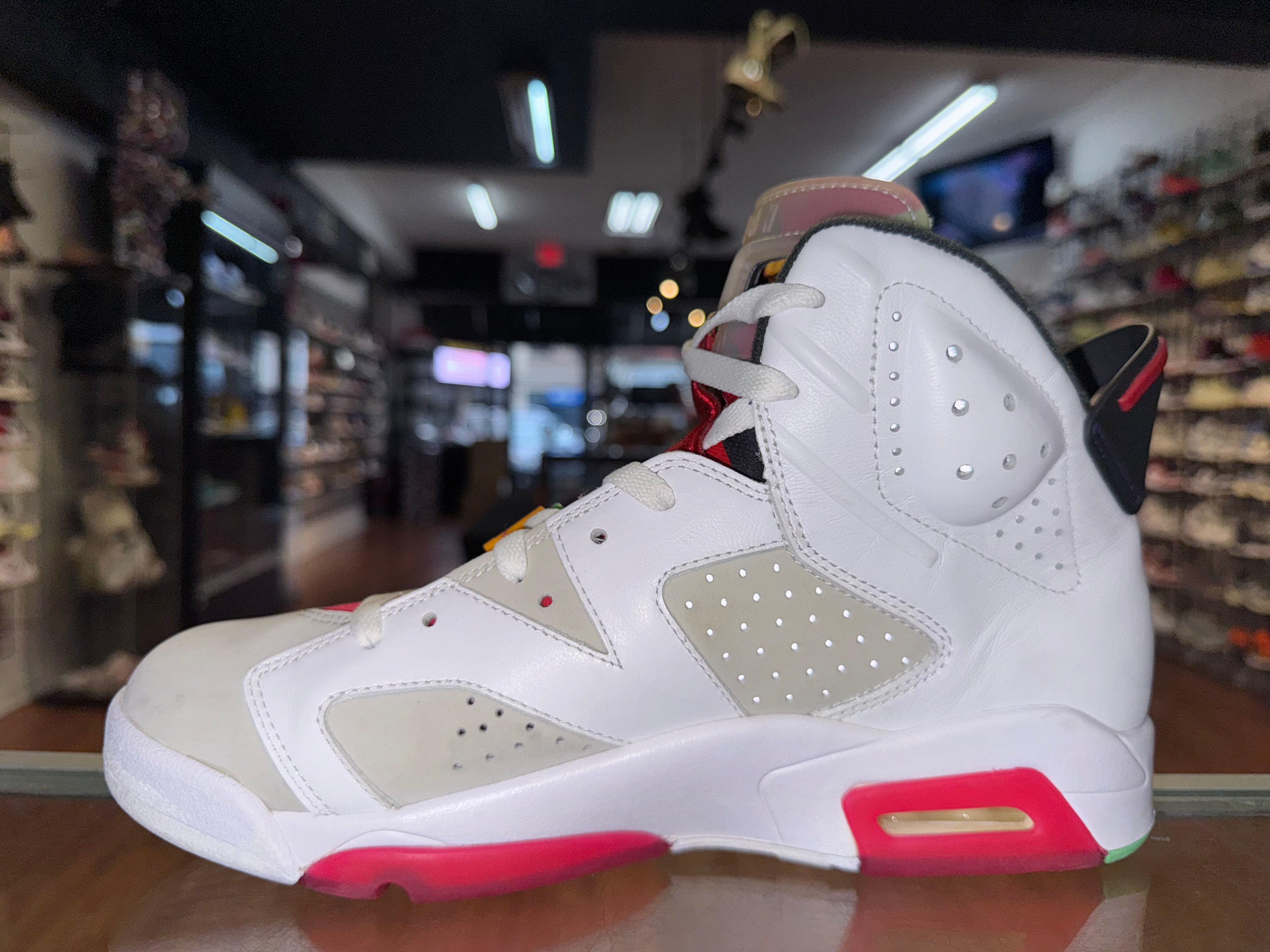 Size 8.5 Air Jordan 6 "Hare"