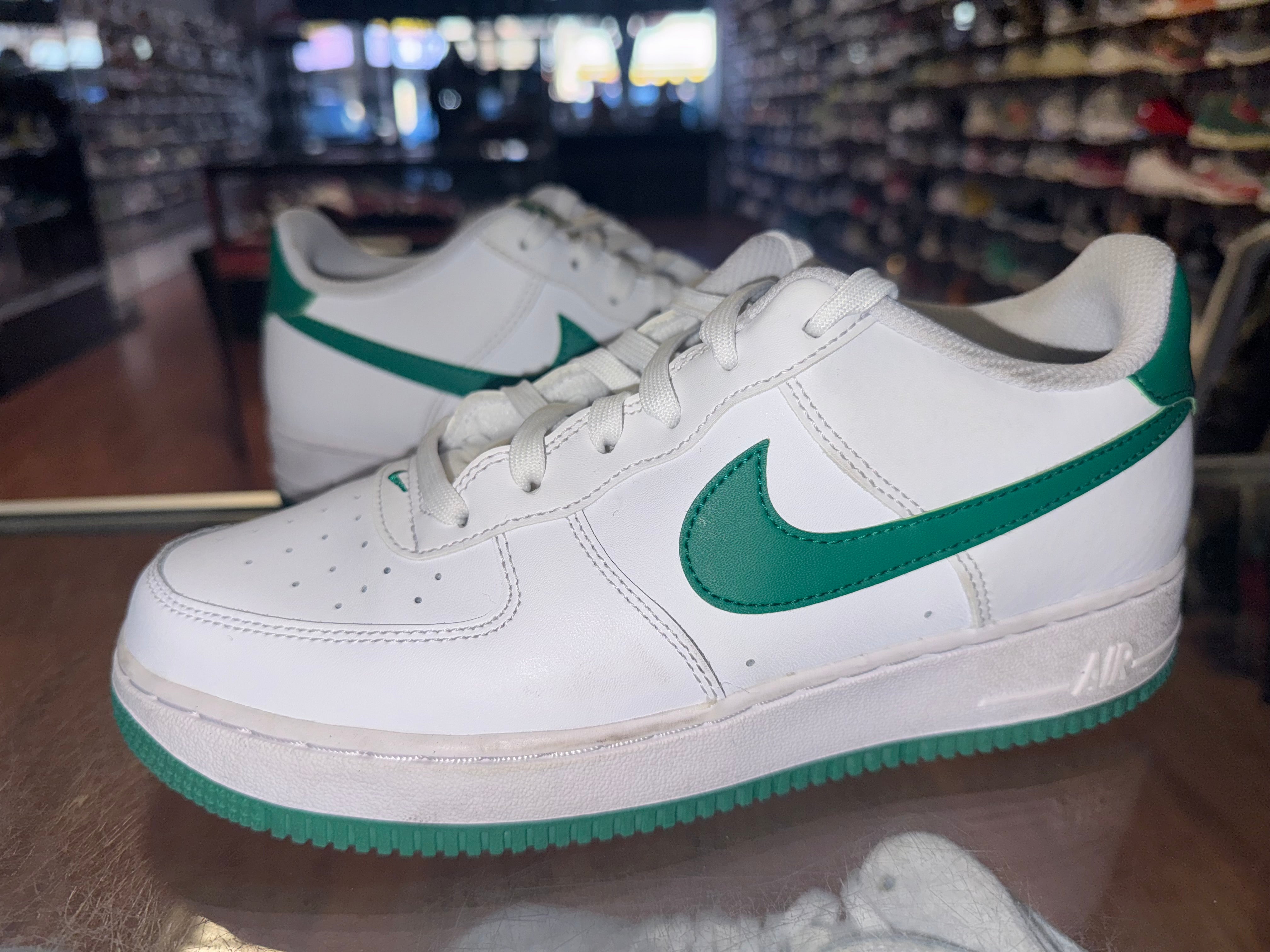 Size 7y Air Force 1 “Stadium Green”