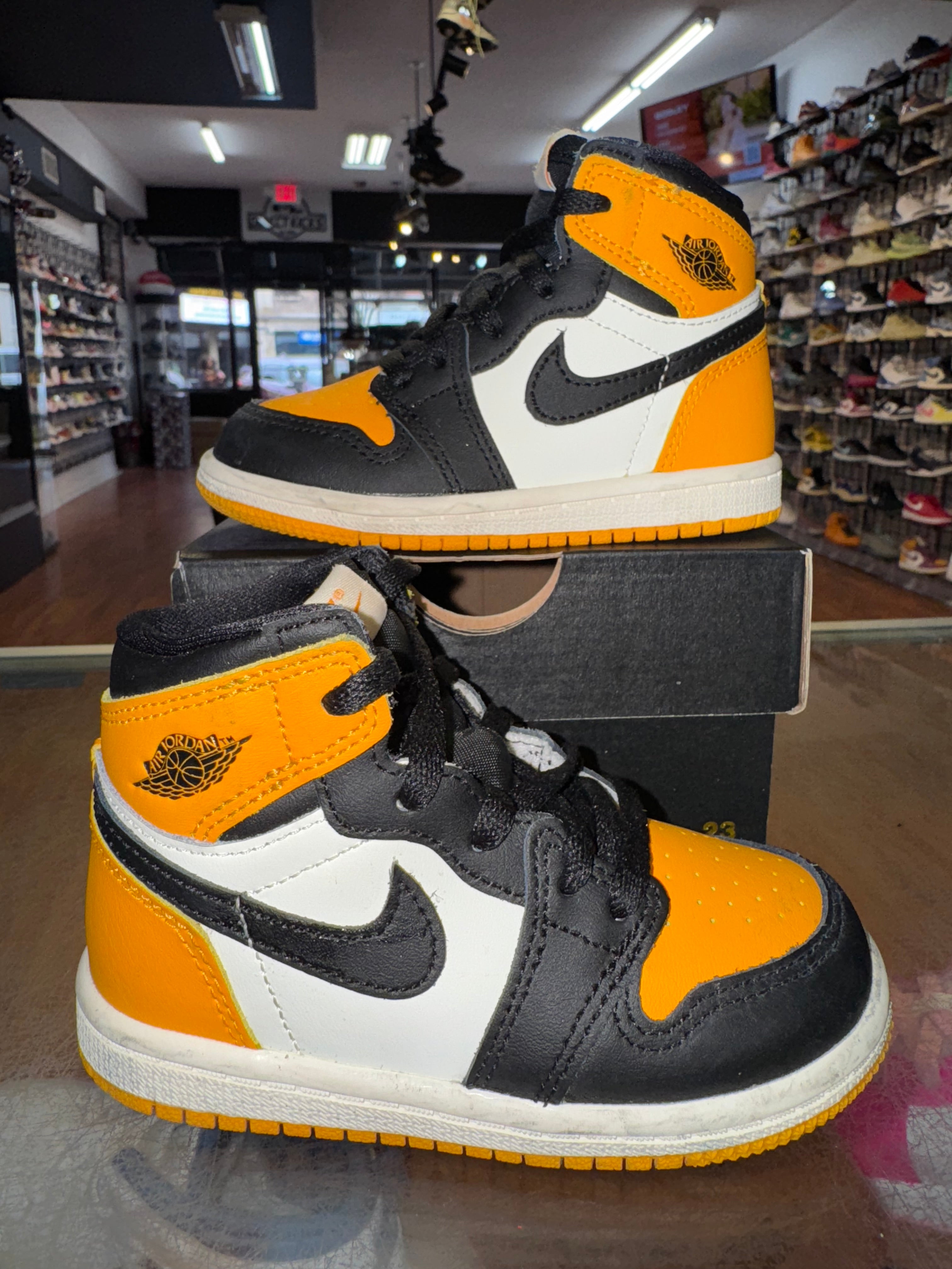 Size 7c Air Jordan 1 “Taxi” (TD)