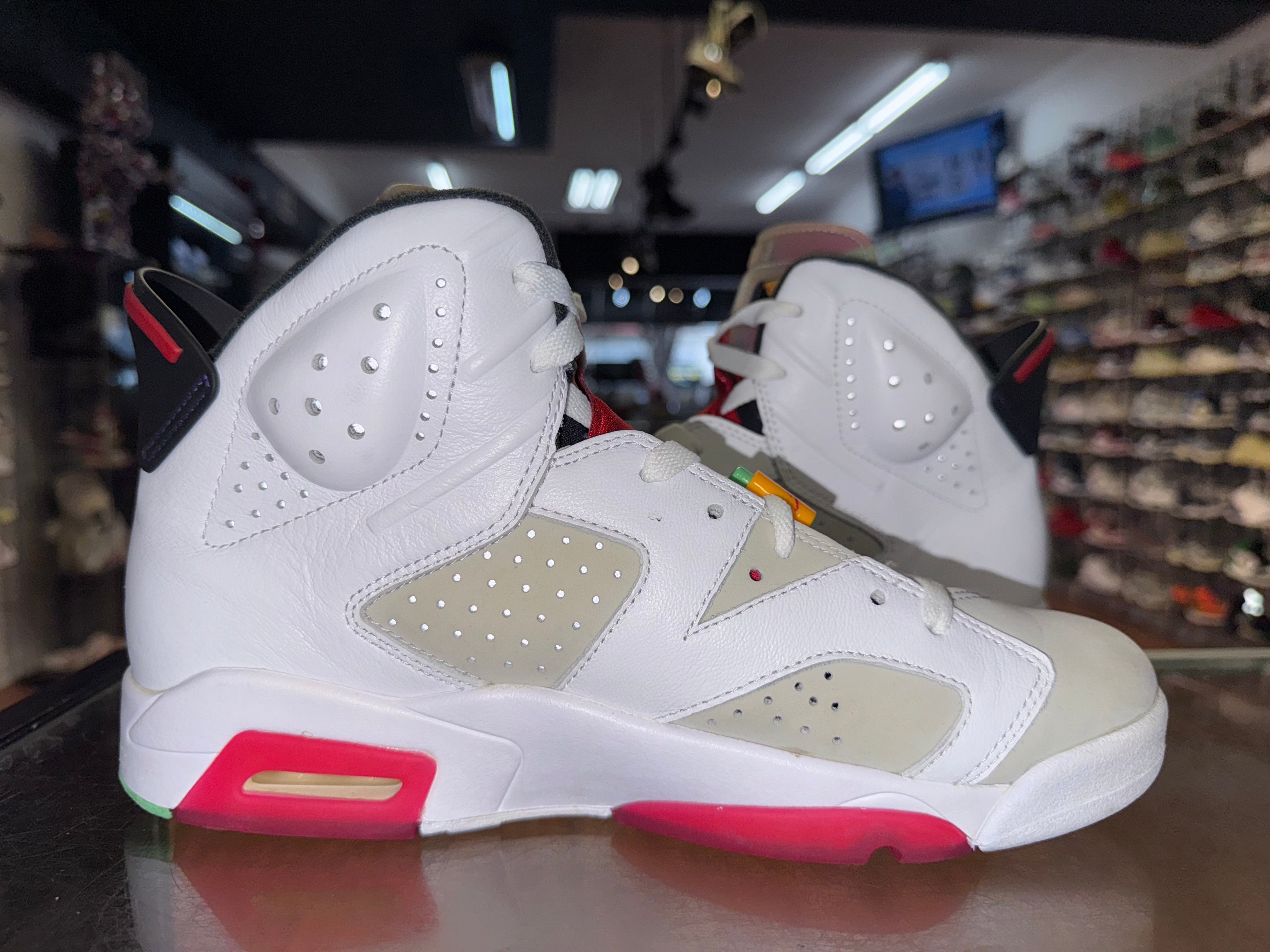 Size 8.5 Air Jordan 6 "Hare"