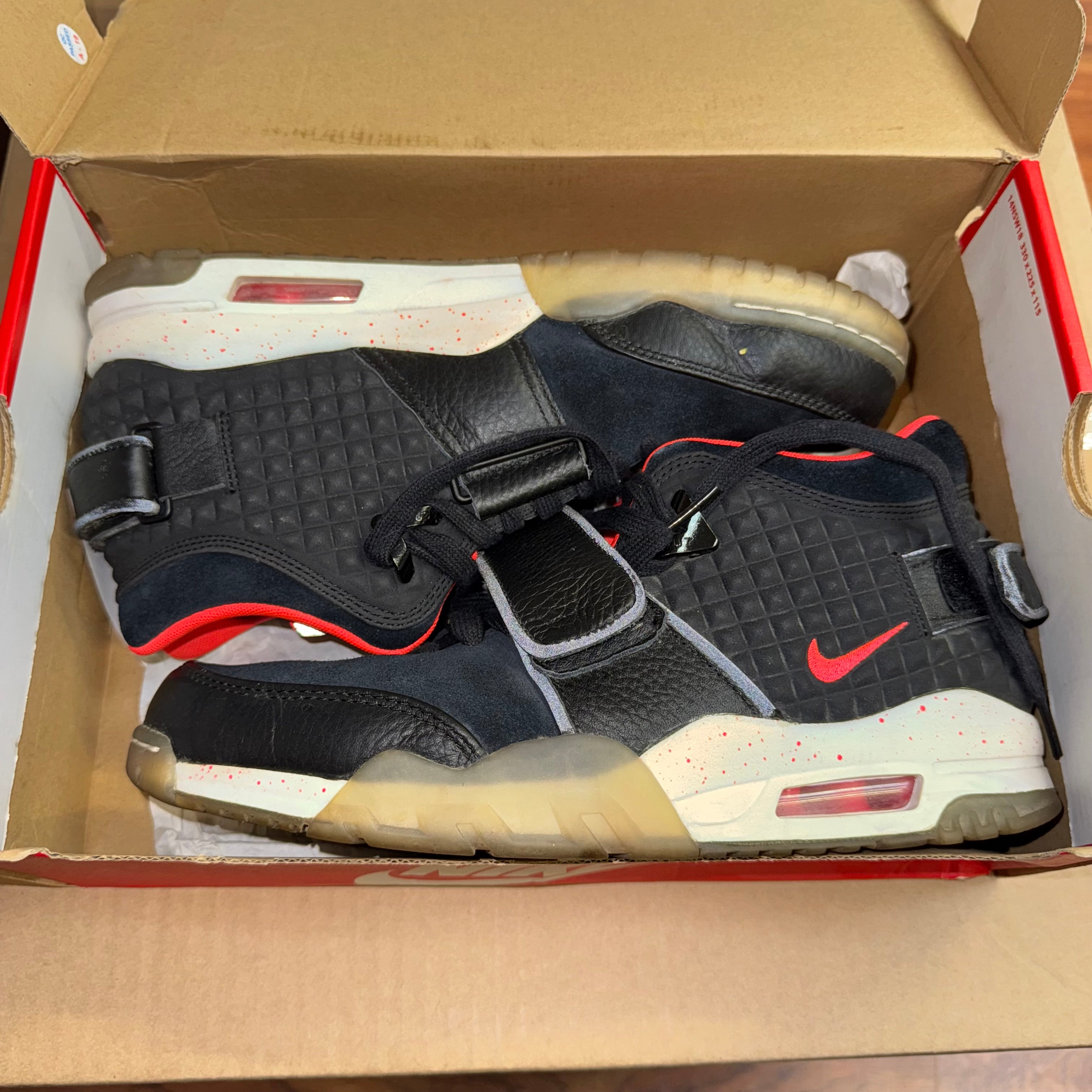 Size 10 Air Trainer Victor Cruz "Crimson"