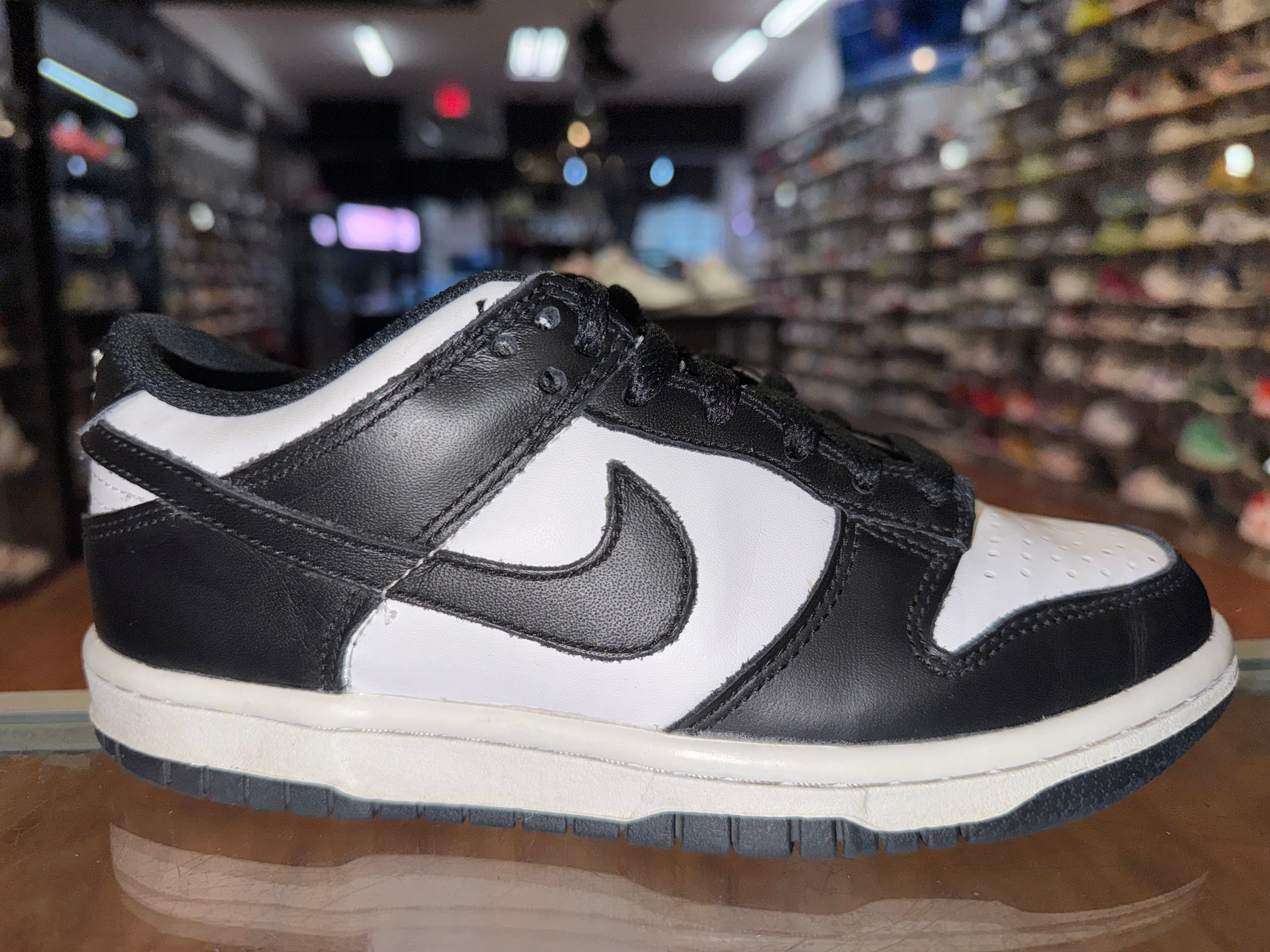 Size 3.5y Dunk Low "Panda"