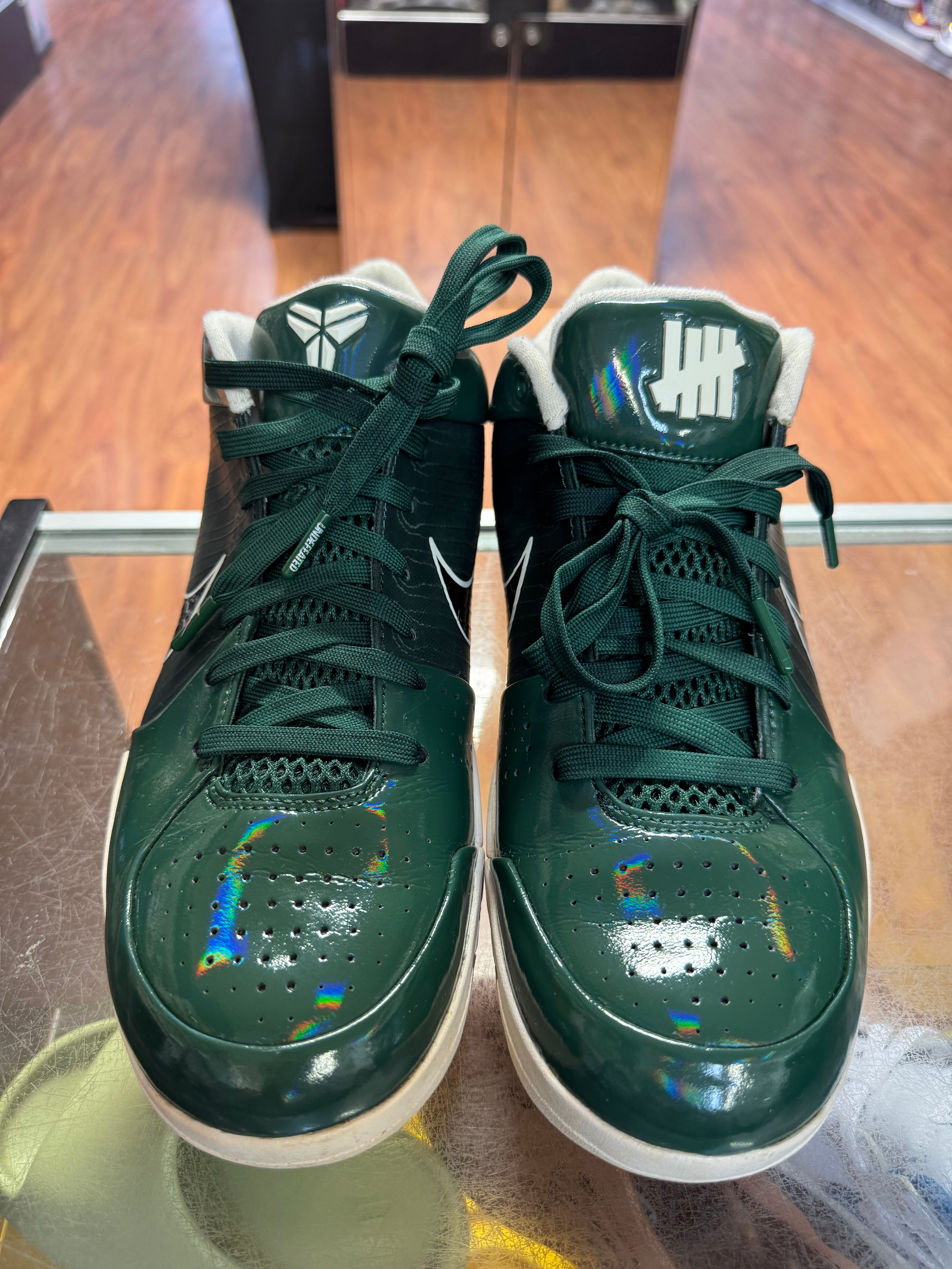 Size 10 Kobe 4 Protro Undefeated "Milwaukee Bucks"