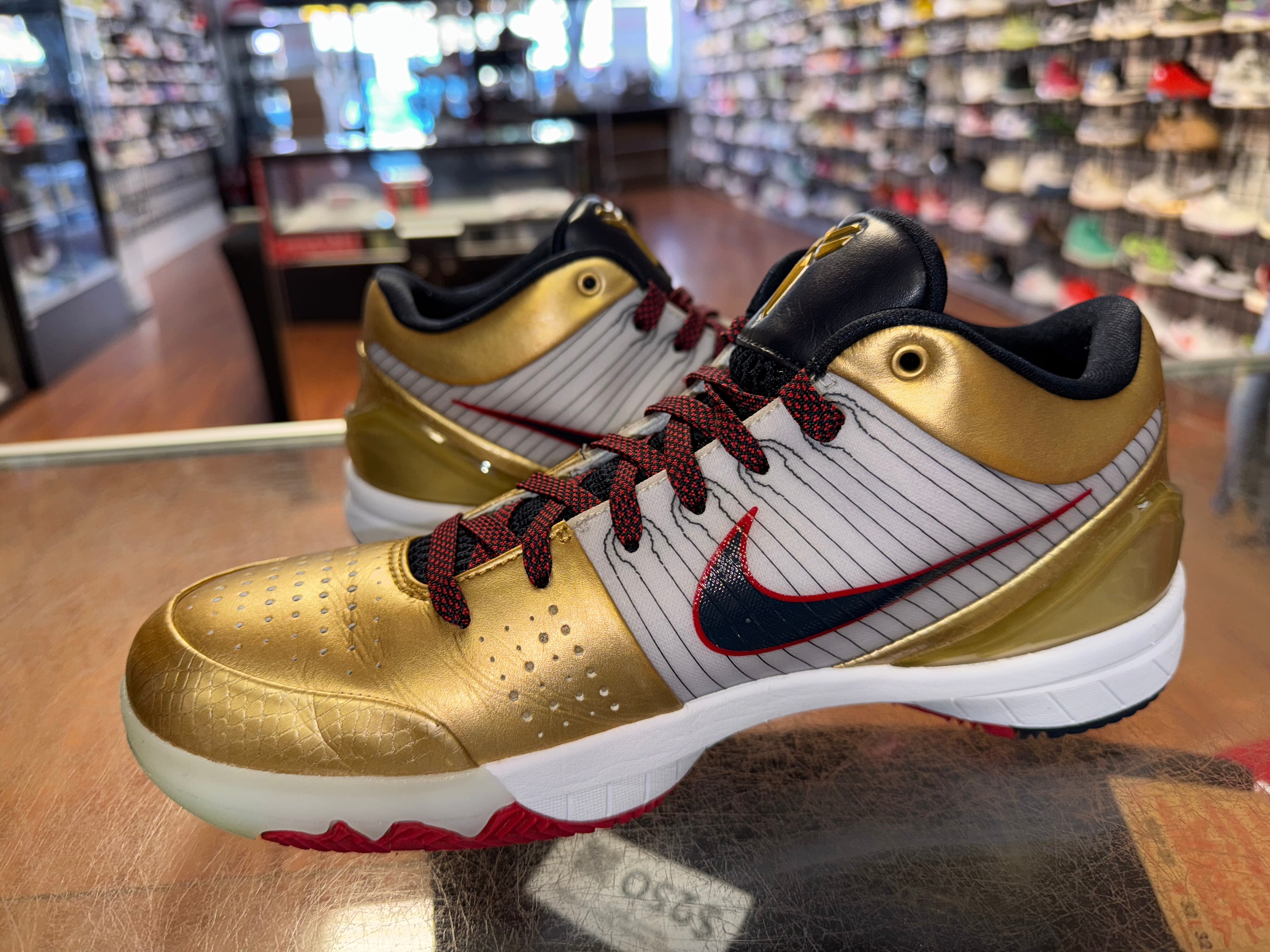 Size 8 Kobe 4 Protro “Gold Medal”