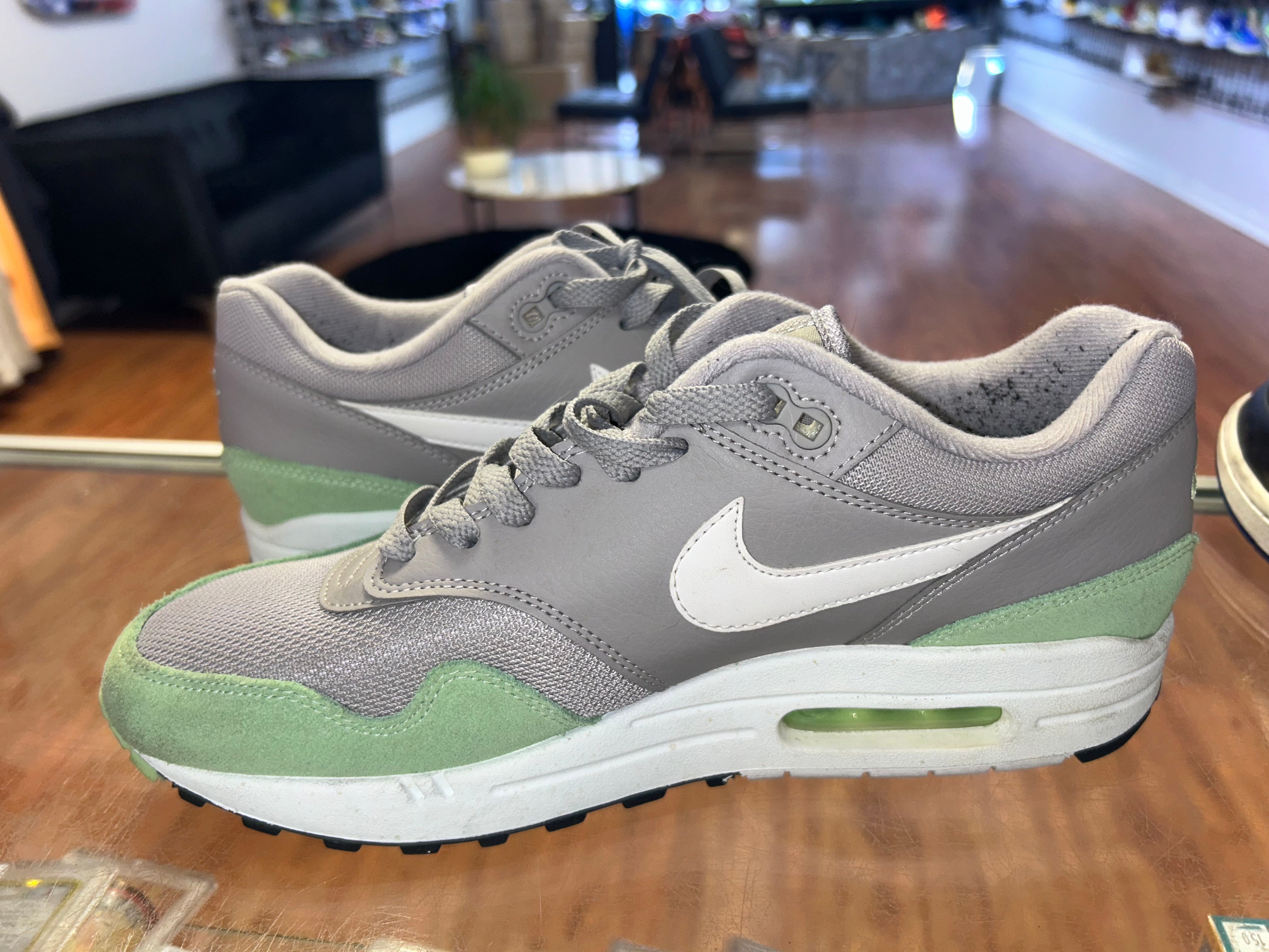 Size 9.5 Air Max 1 “Fresh Mint”