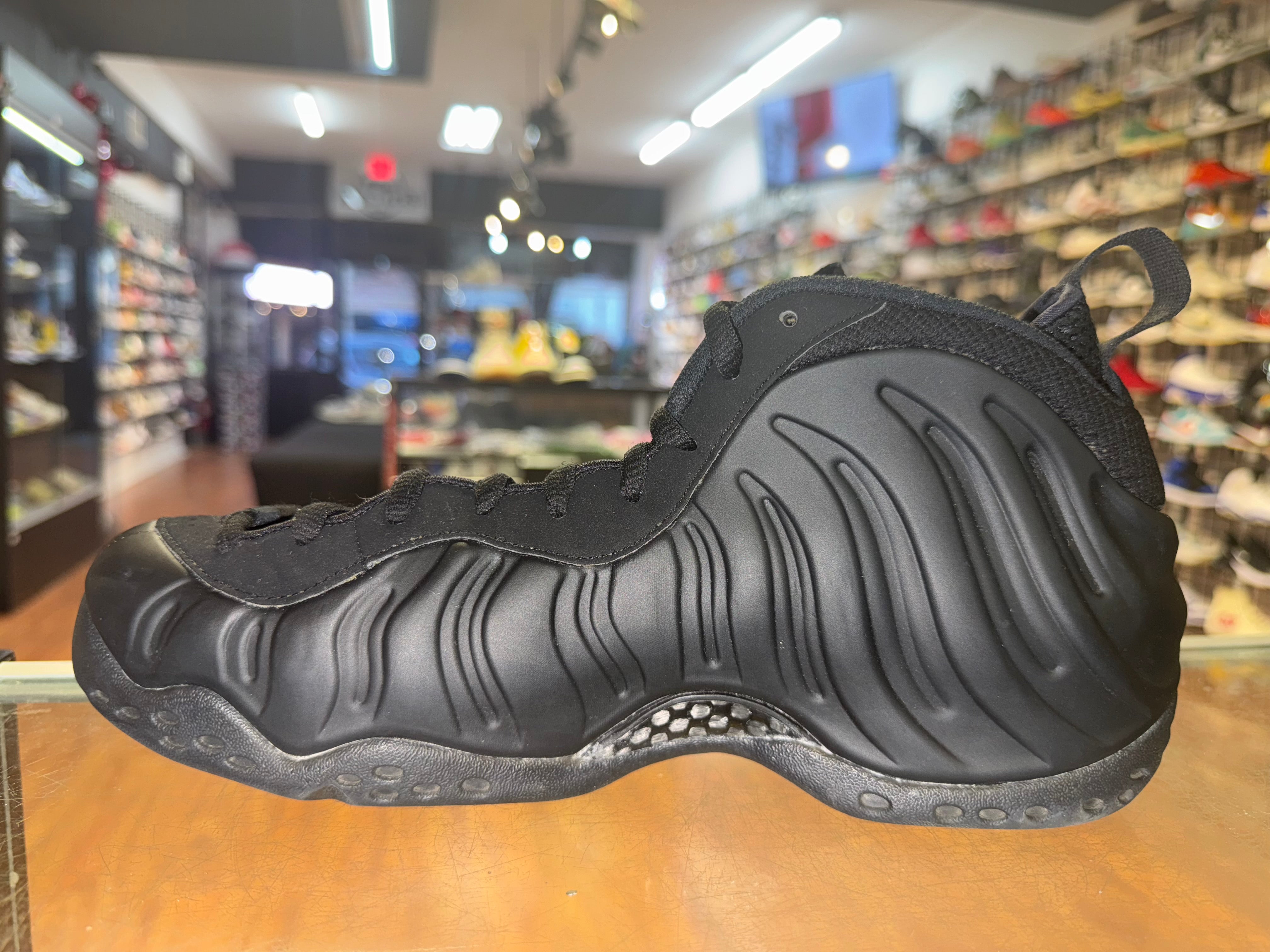 Size 8.5 Foamposite One "Anthracite" 2020