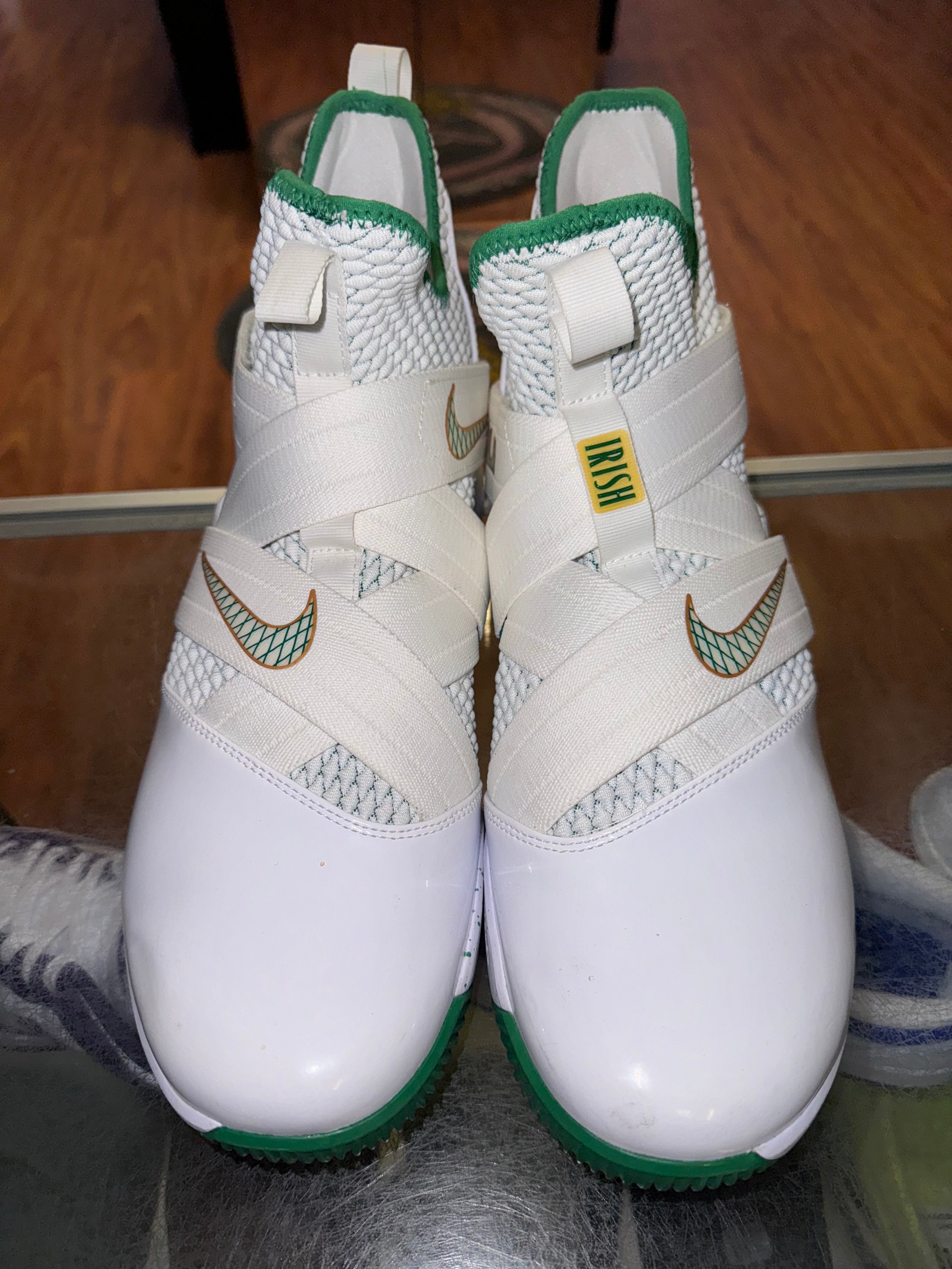 Size 13 Zoom Lebron "SVSM"