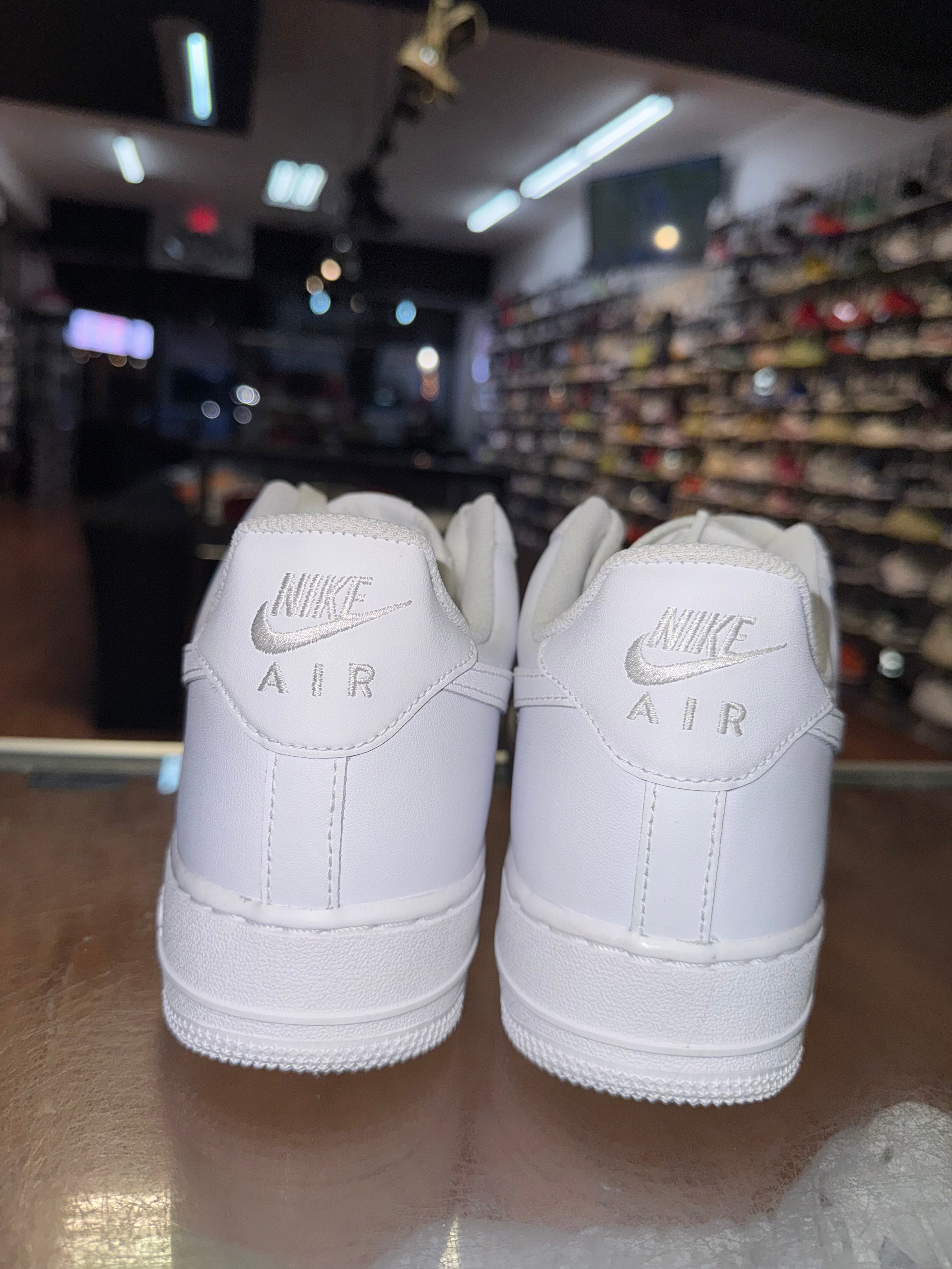 Size 9.5 Air Force 1 Low "White"