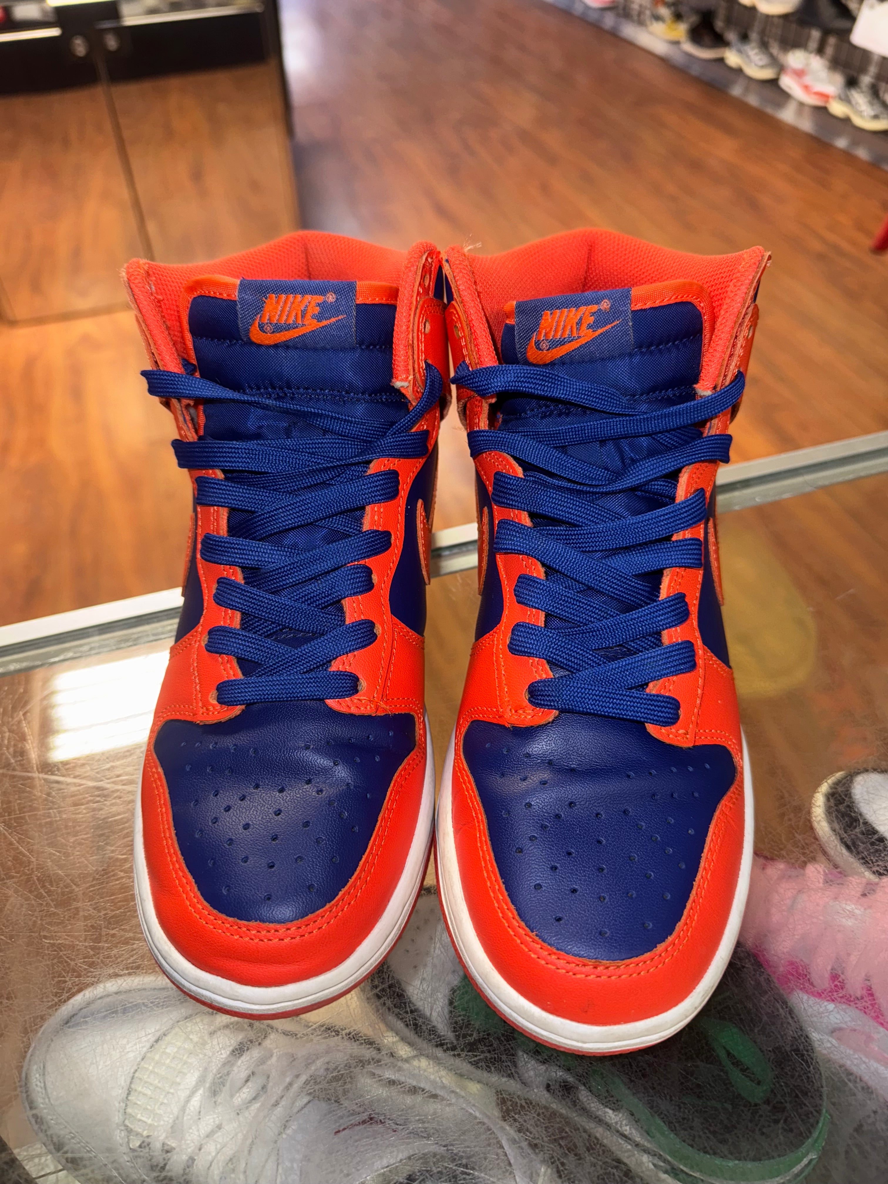 Size 6 Dunk High “Knicks”