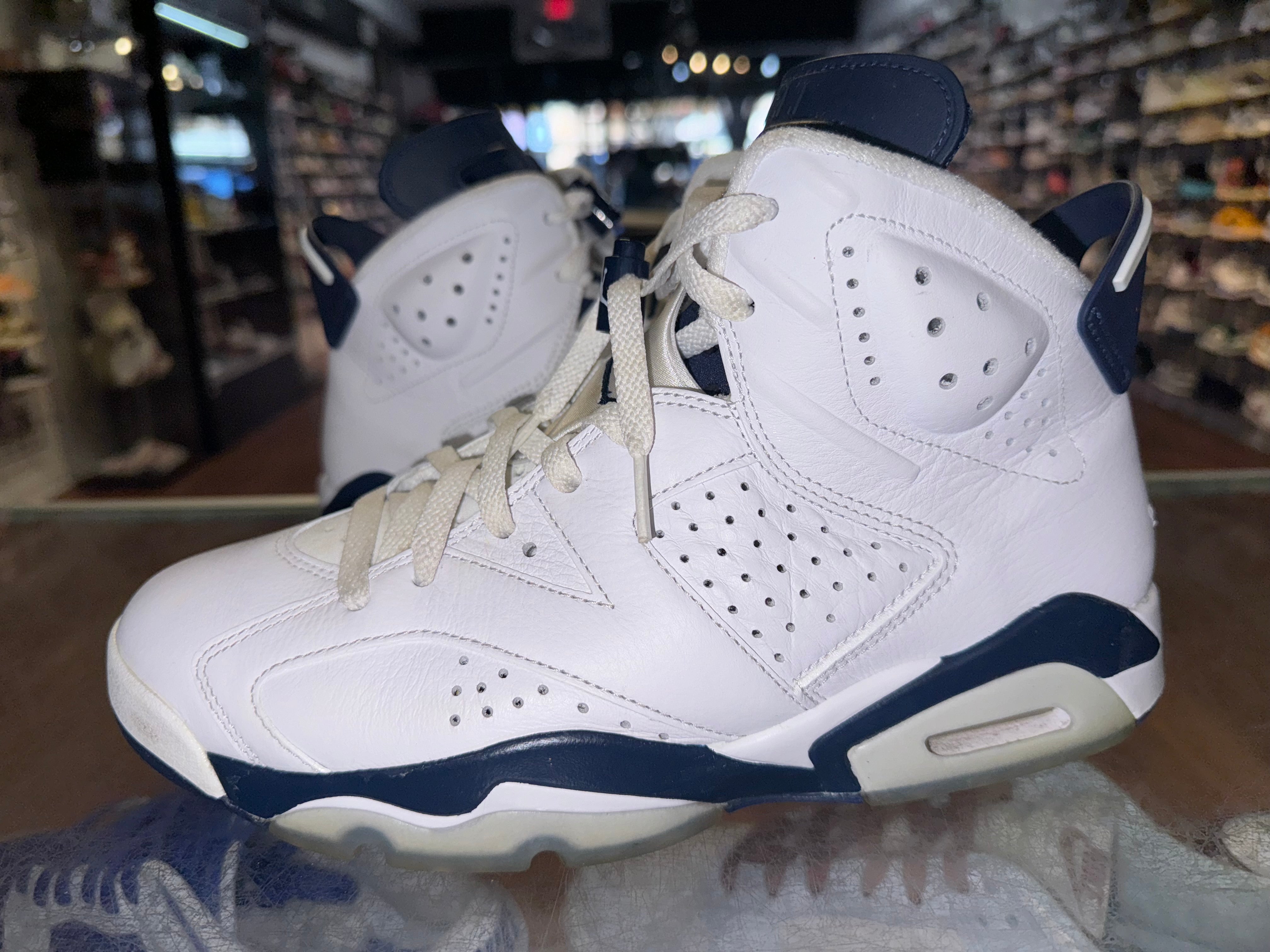 Size 9 Air Jordan 6 “Midnight Navy”