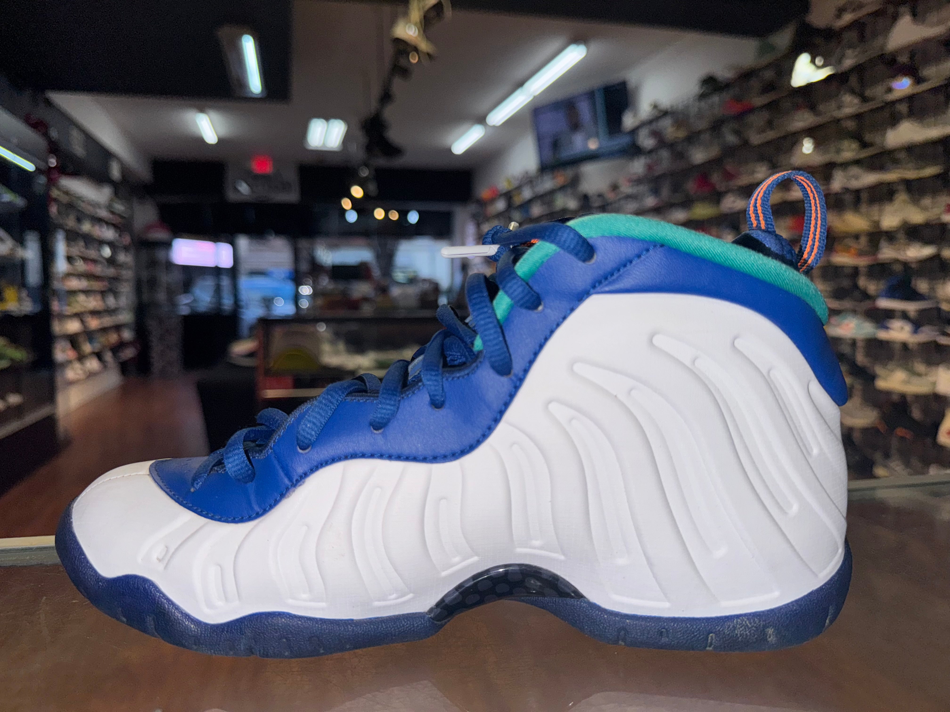 Size 6y Foamposite Pro "Gym Blue"