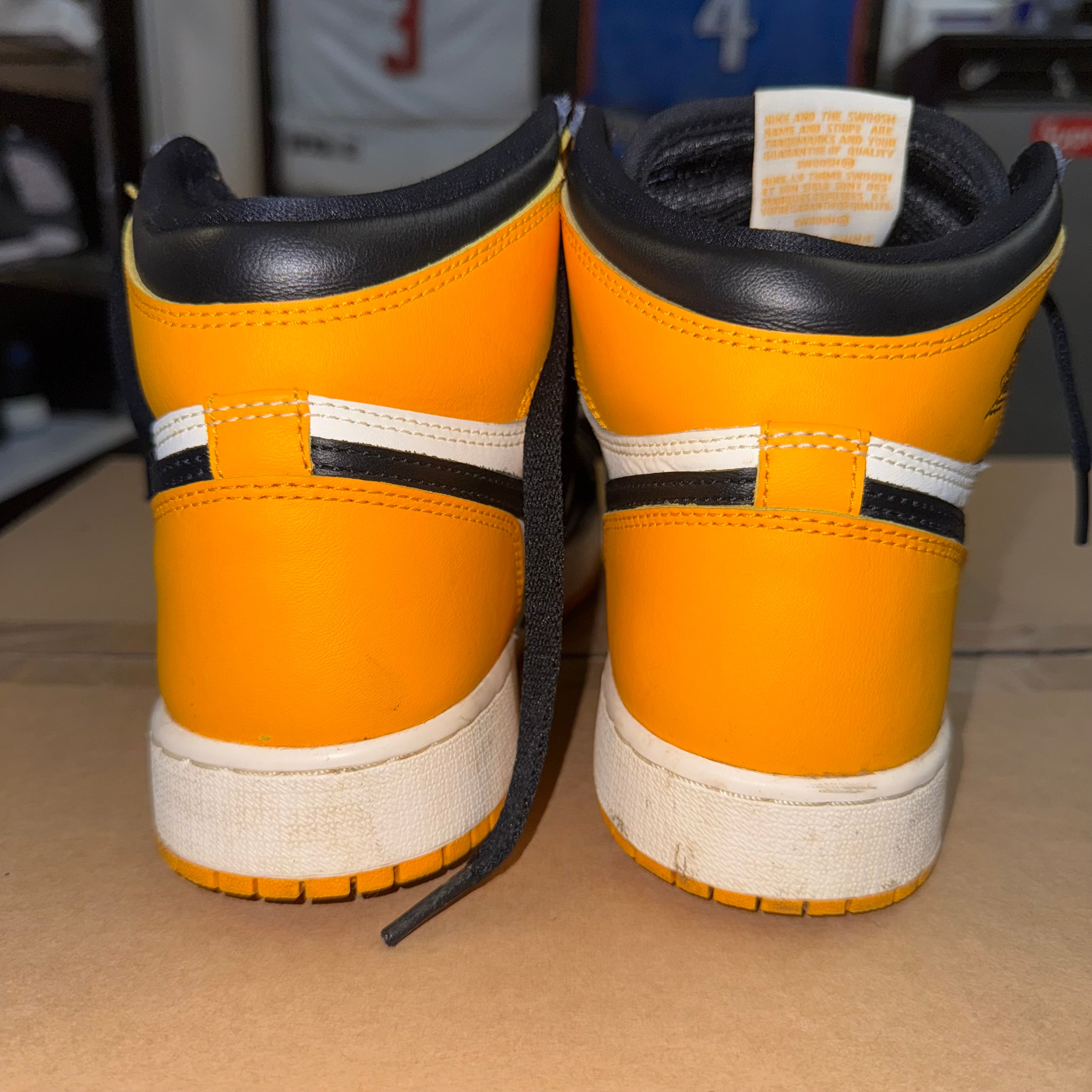 Size 6.5y Air Jordan 1 "Taxi" - NB