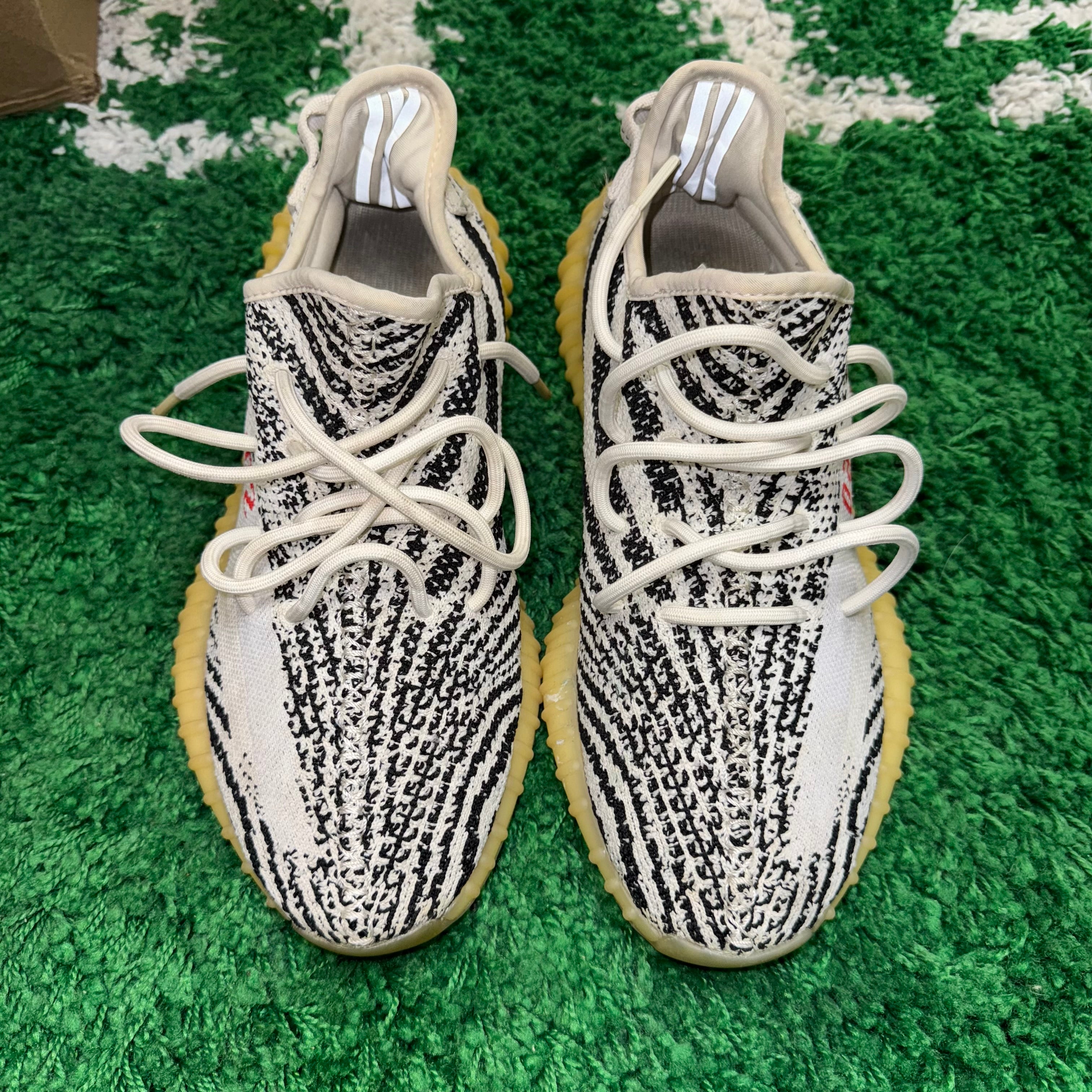 Size 9.5 Yeezy Boost 350 V2 "Zebra"