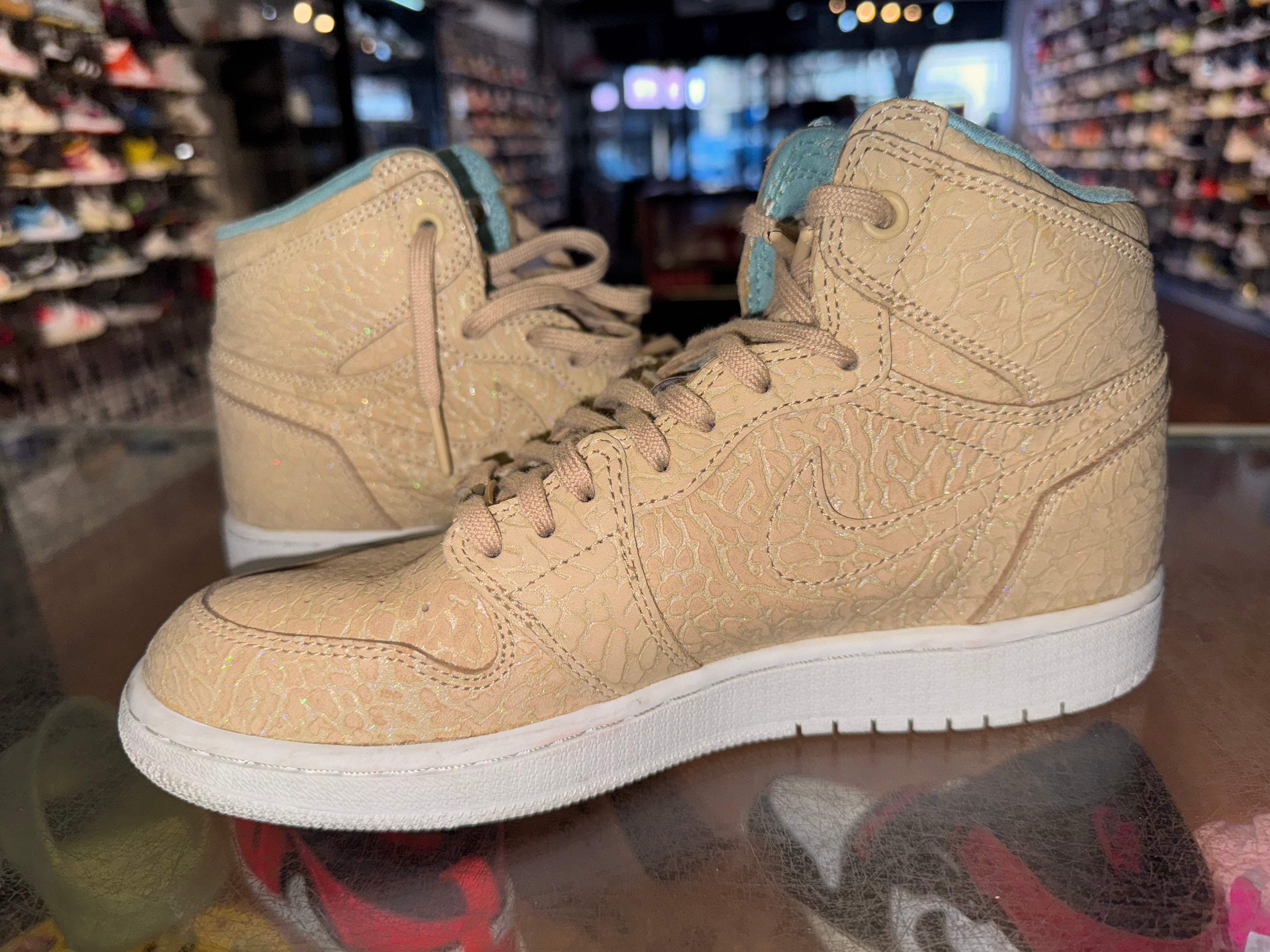 Size 7y Air Jordan 1 "Sand Dune"