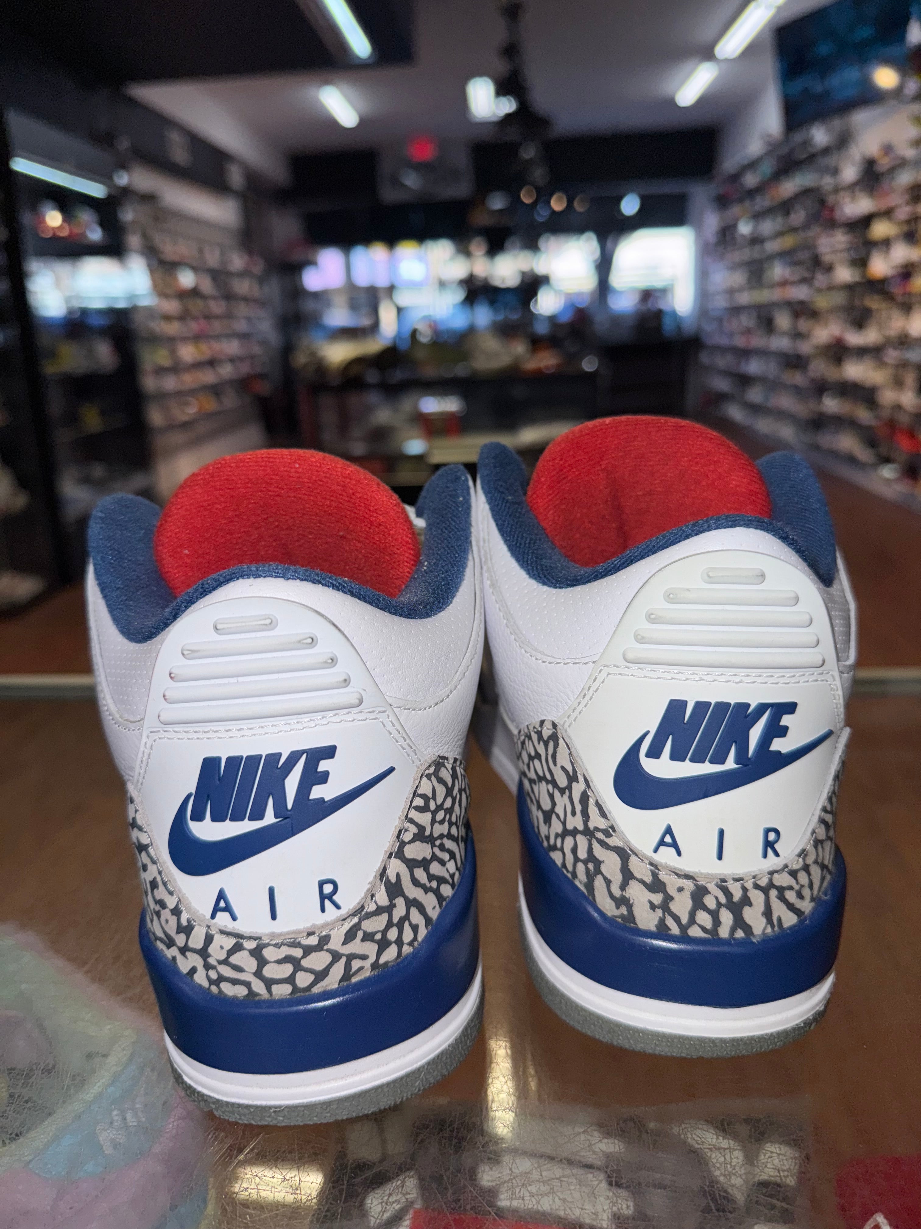 Size 8 Air Jordan 3 "True Blue"