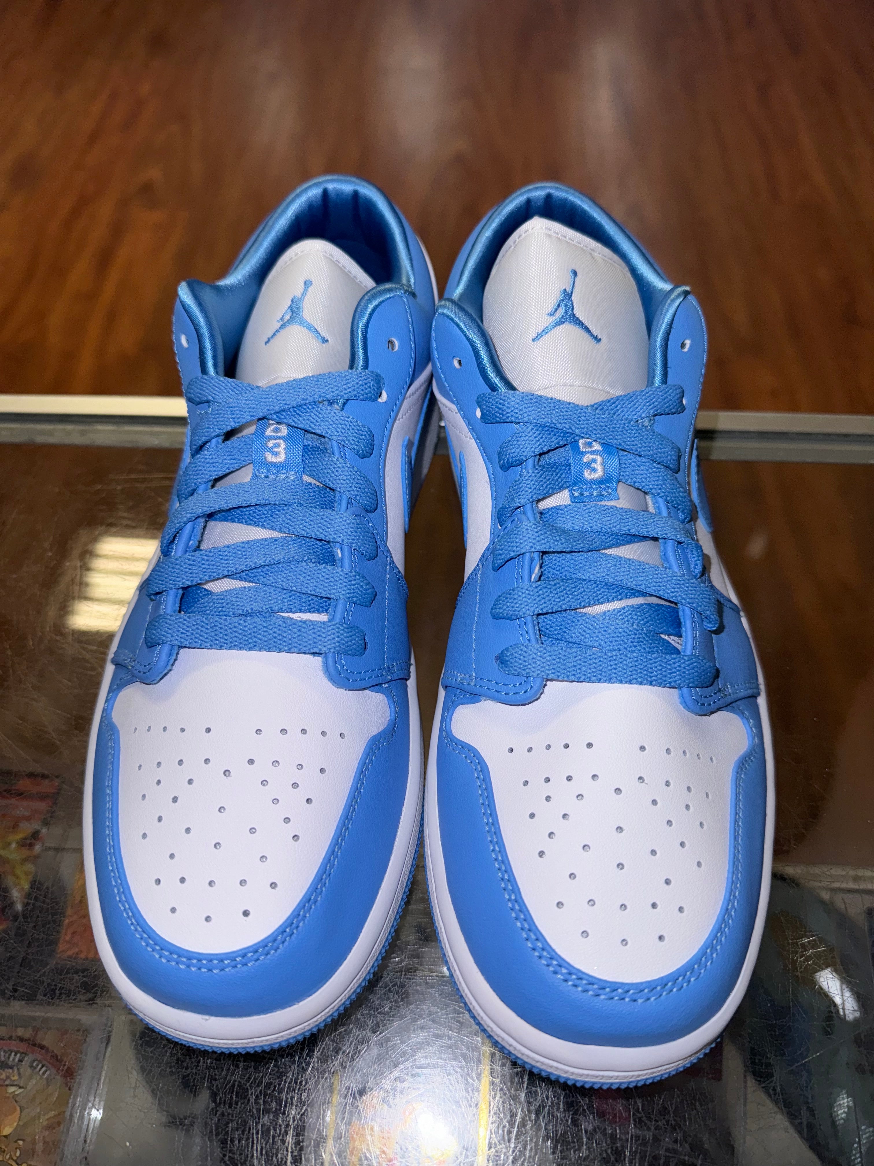 Air Jordan 1 low UNC size hotsell 6Y