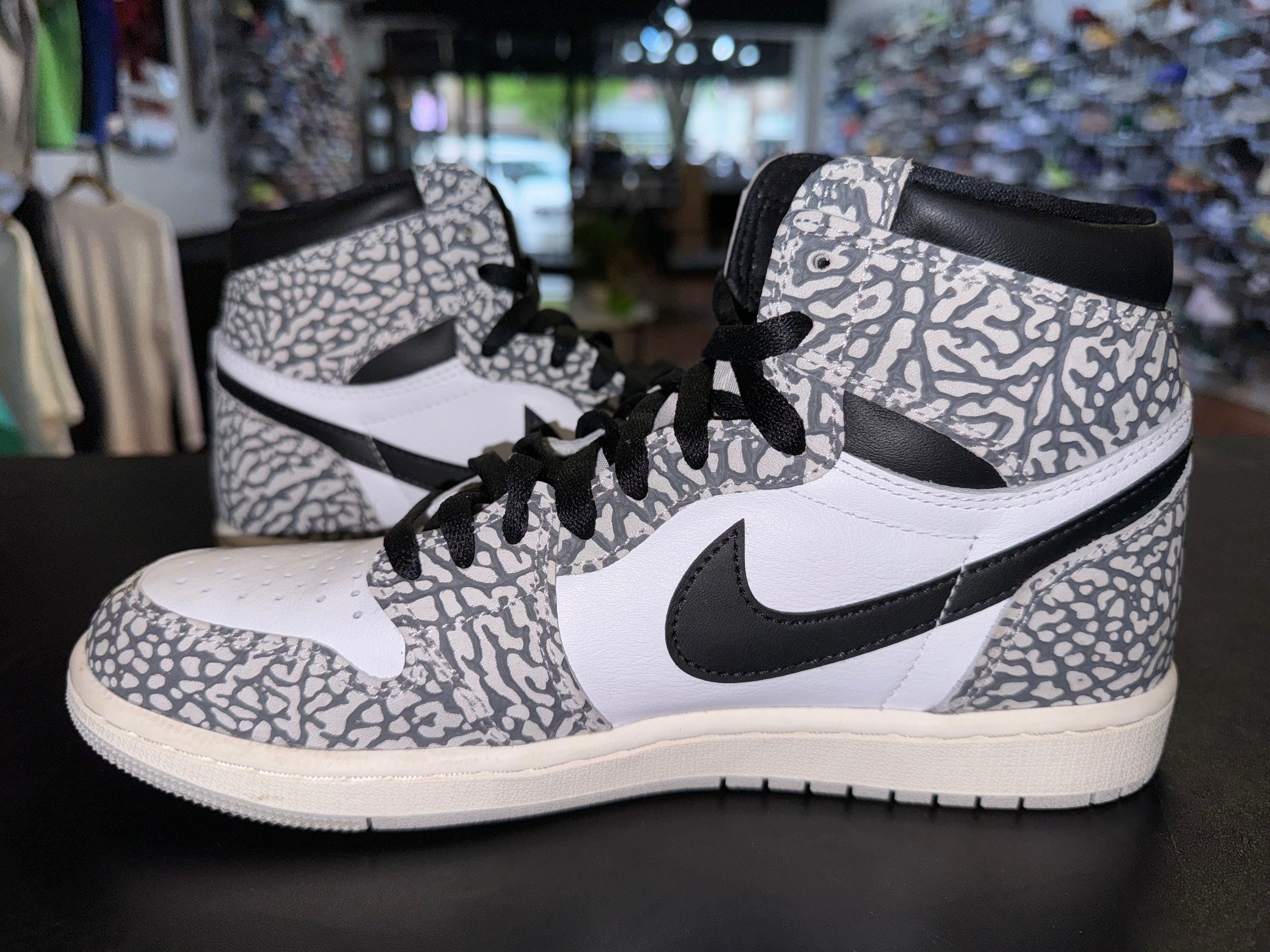 Size 9 Air Jordan 1 “White Cement”