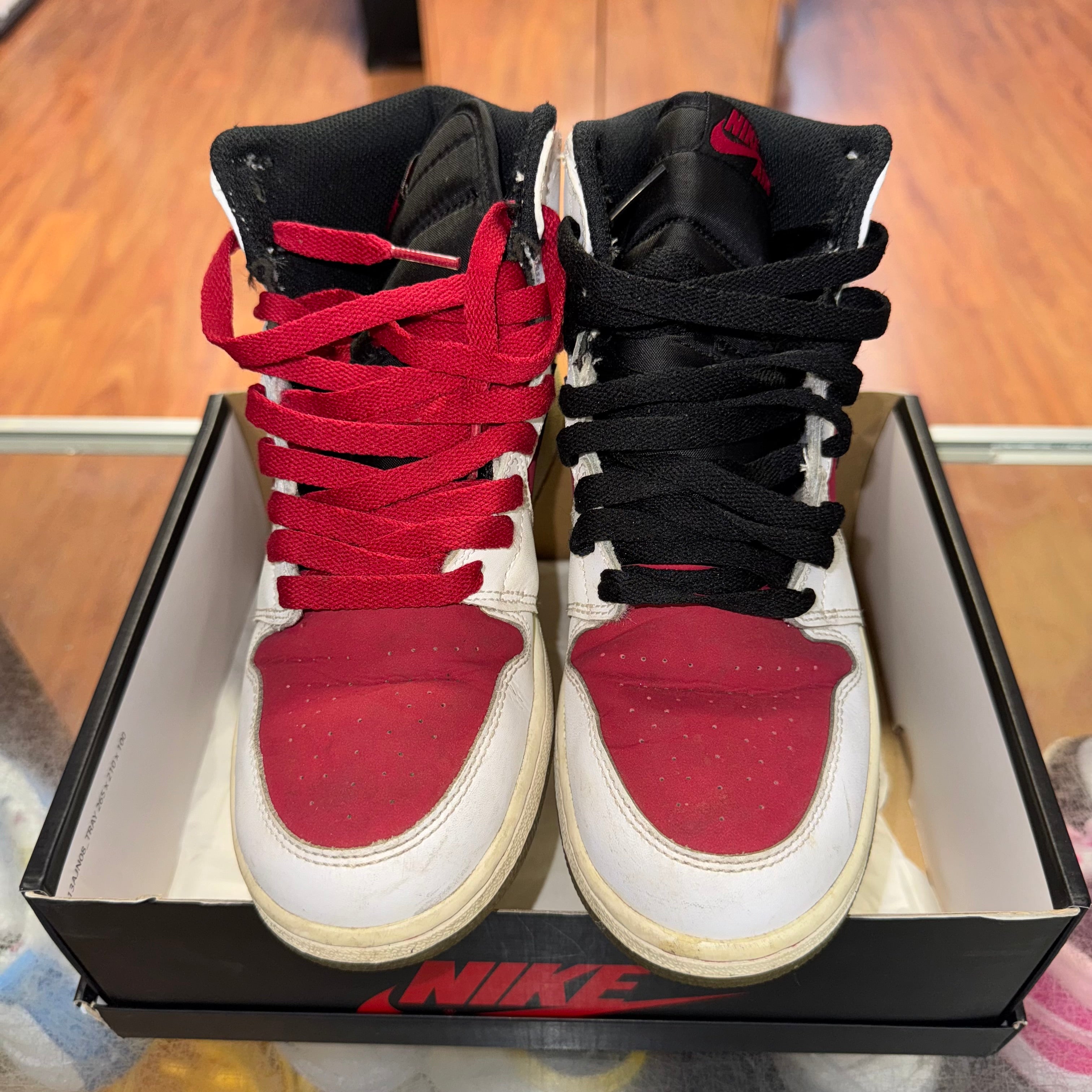 Size 5y Air Jordan 1 "Carmine"