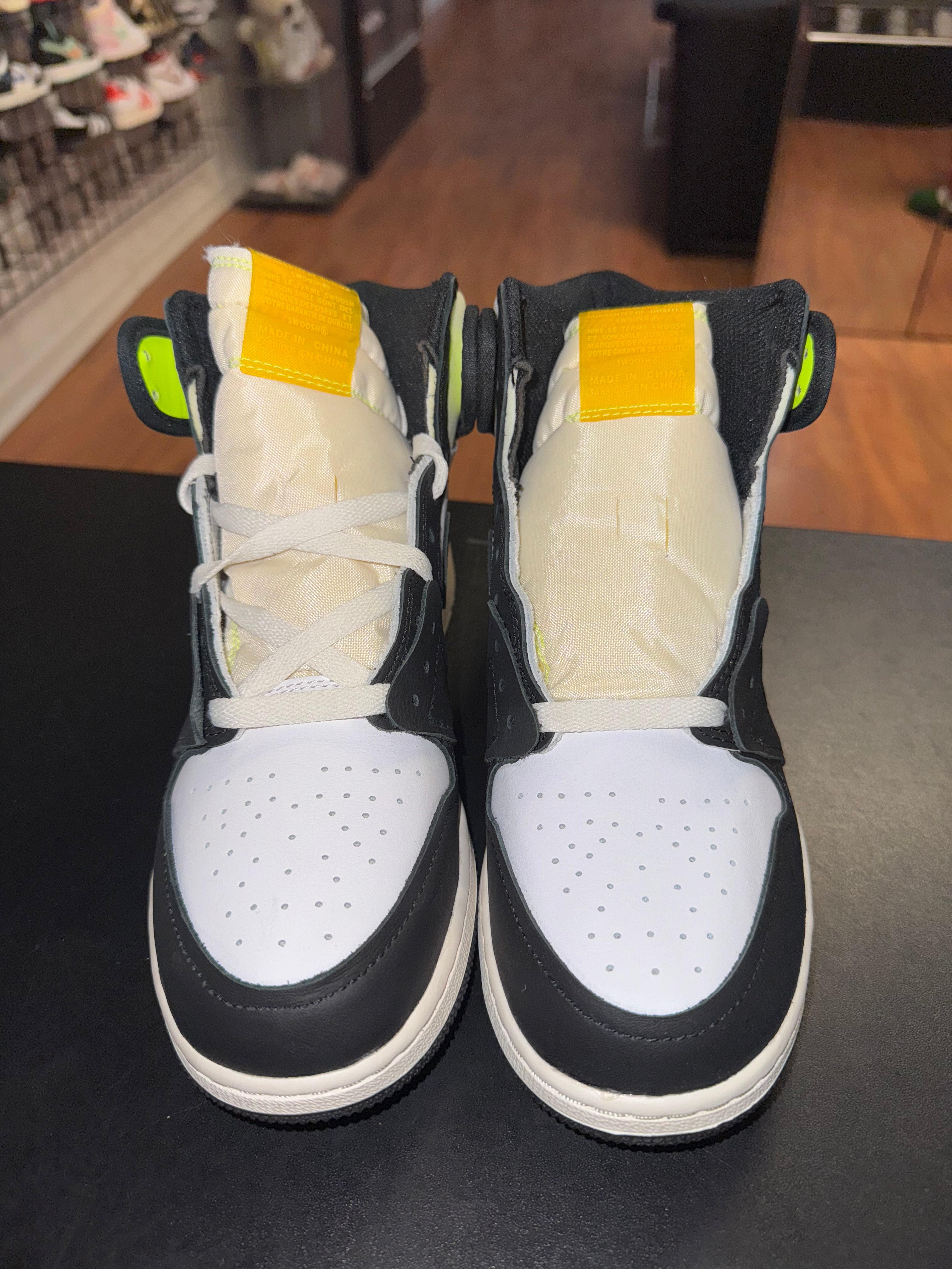 Size 6.5y Air Jordan 1 “Volt Gold” Brand New