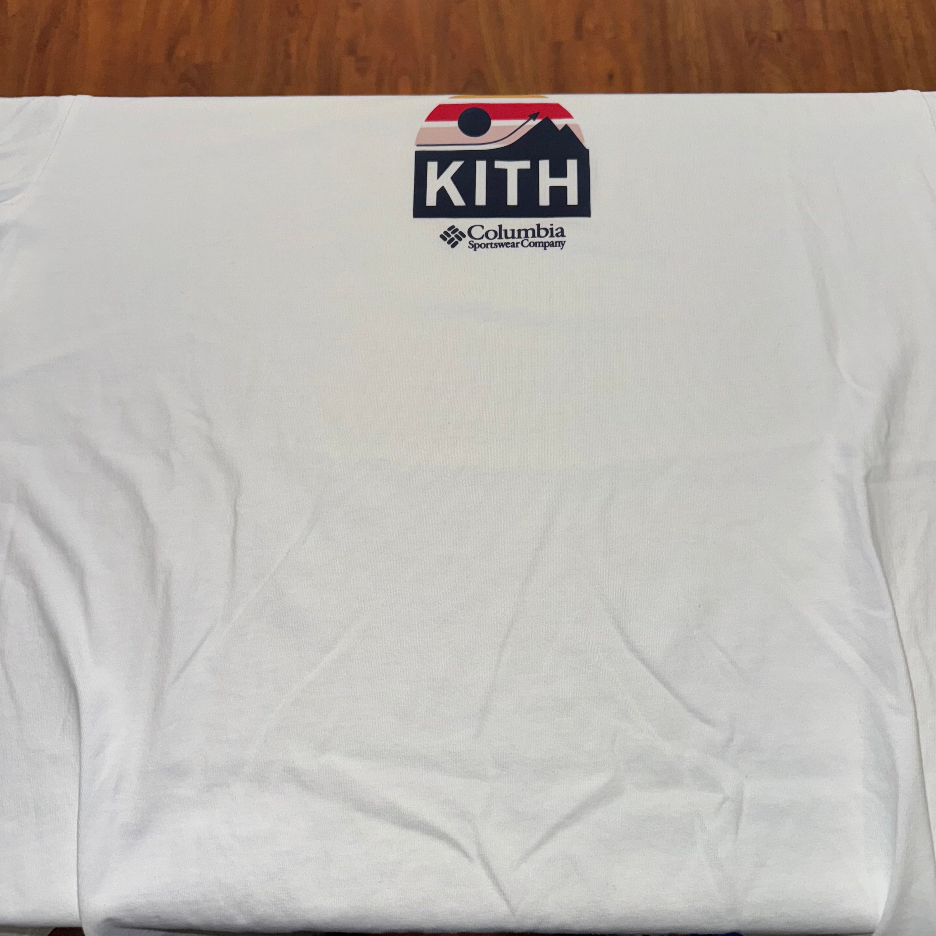 Large KITH Columbia Eea Wind T-Shirt "White"