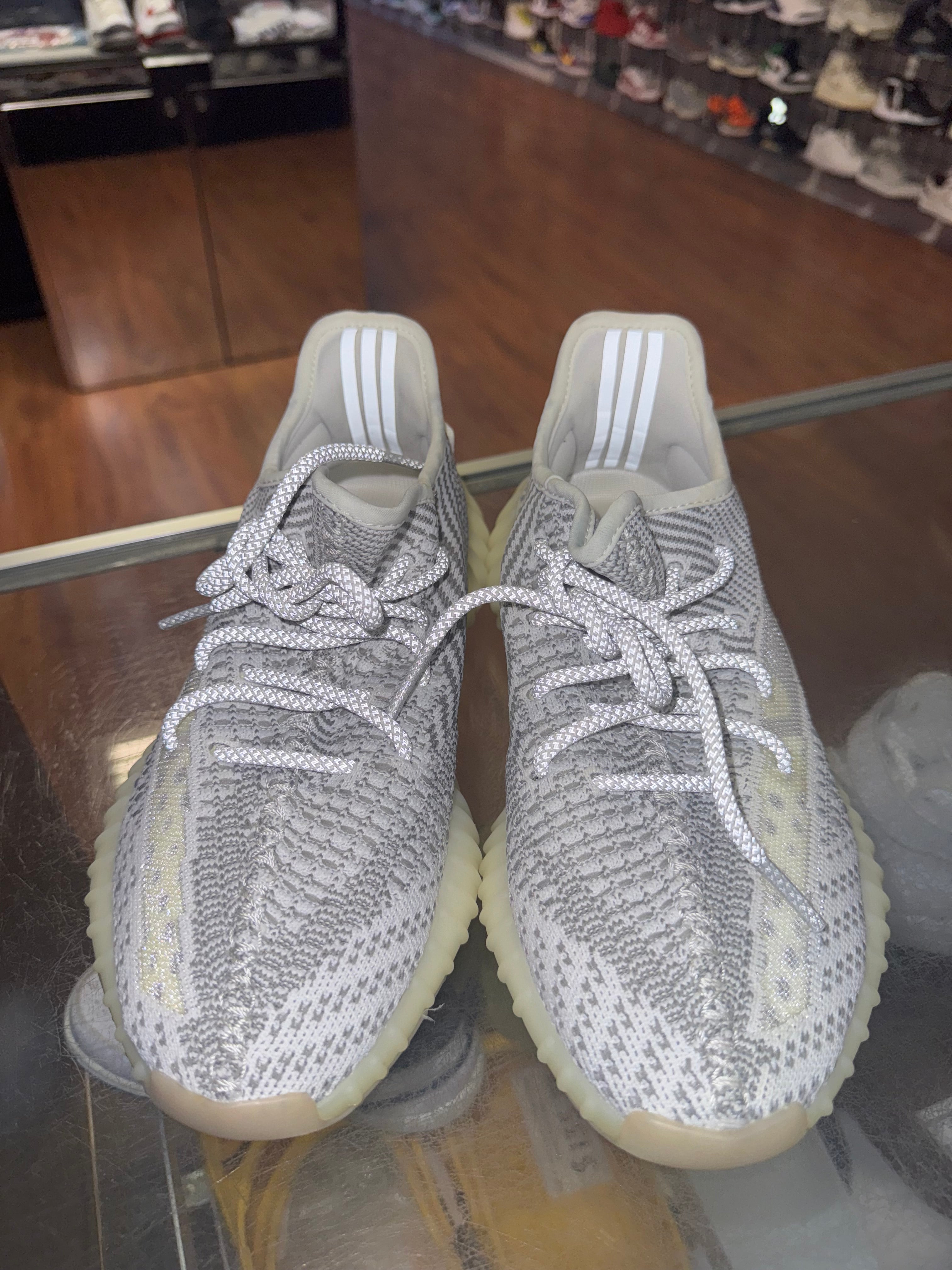 Size 7.5 Yeezy Boost 350 V2 "Static"