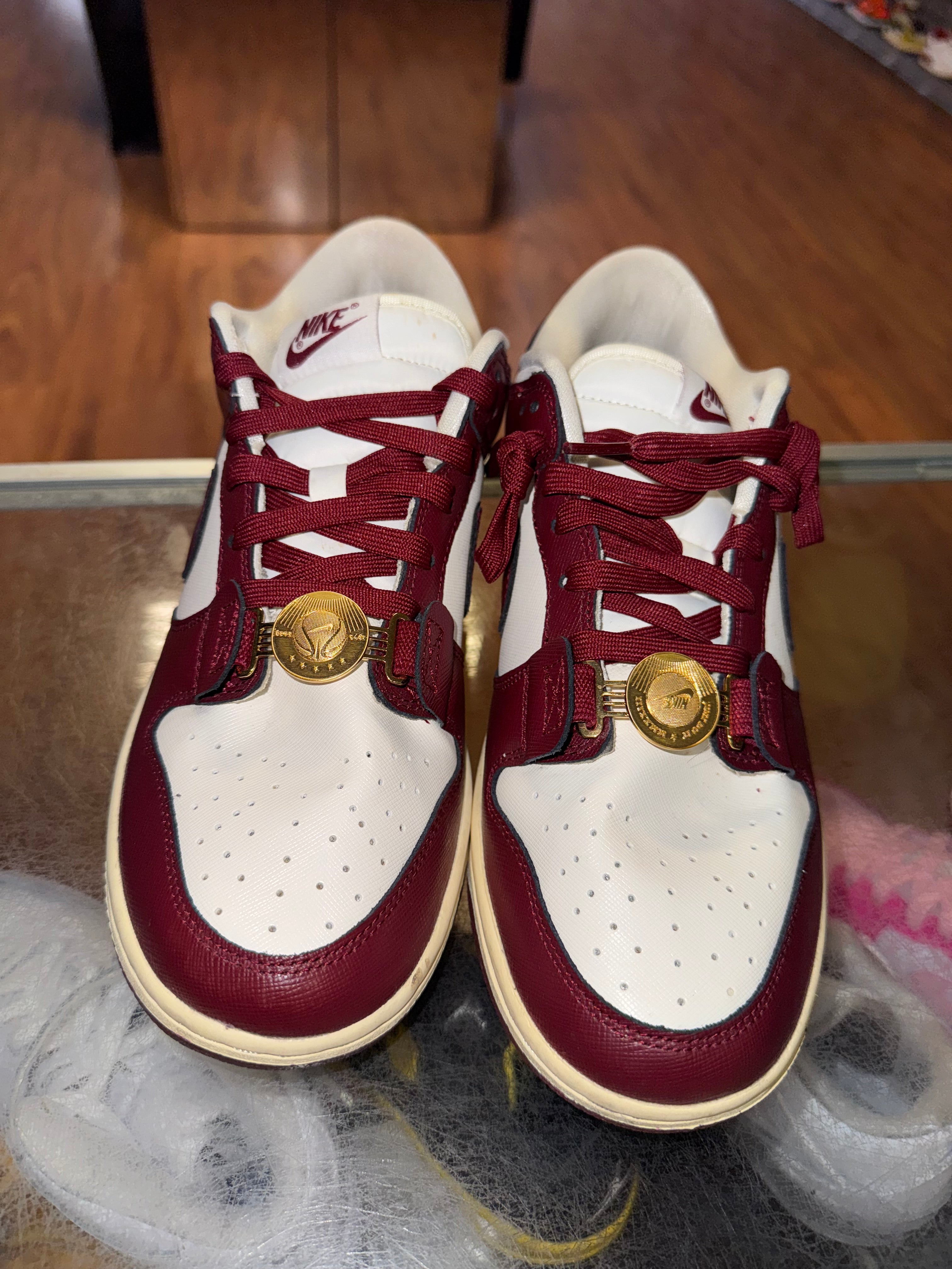 Size 8.5 (10W) Dunk Low SE “Team Red”