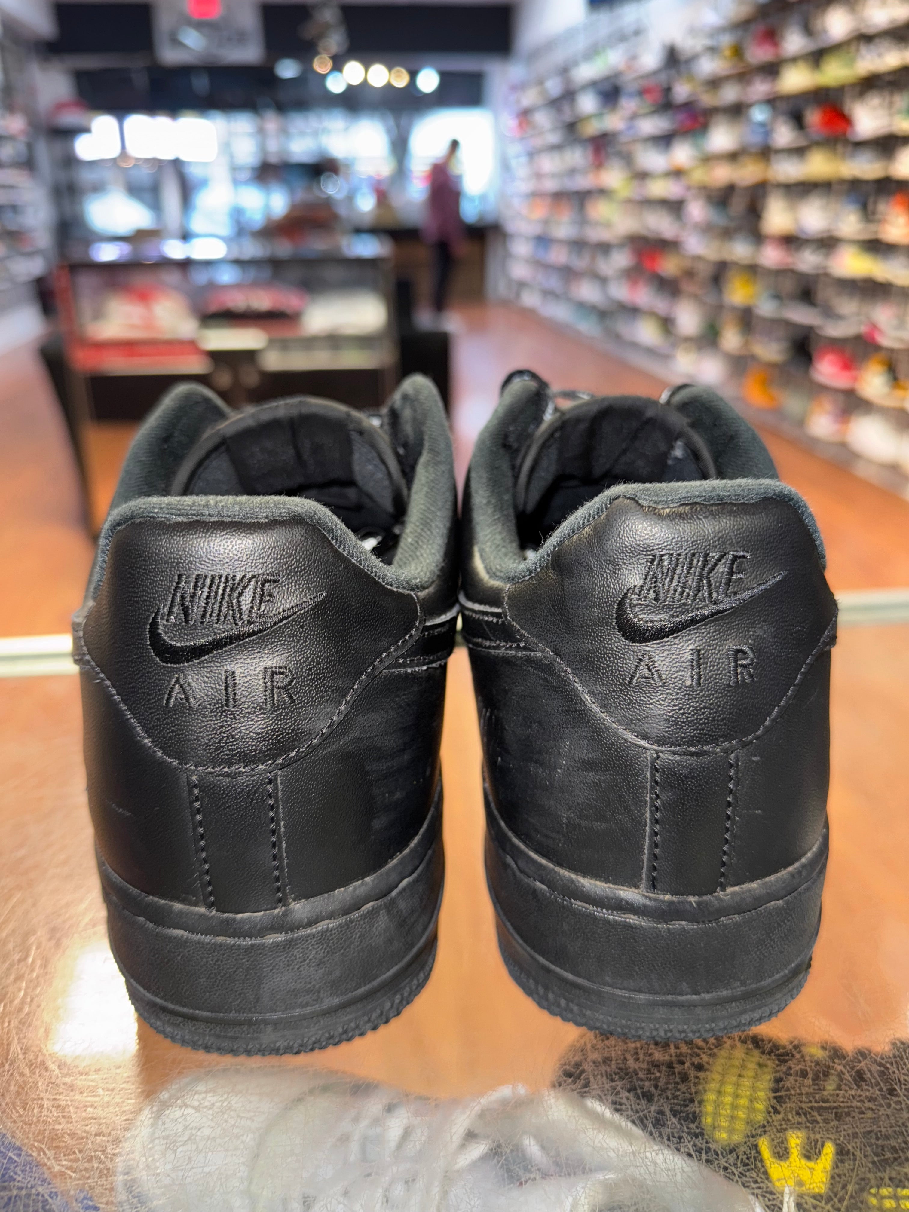 Size 10 Air Force 1 Supreme “Black”