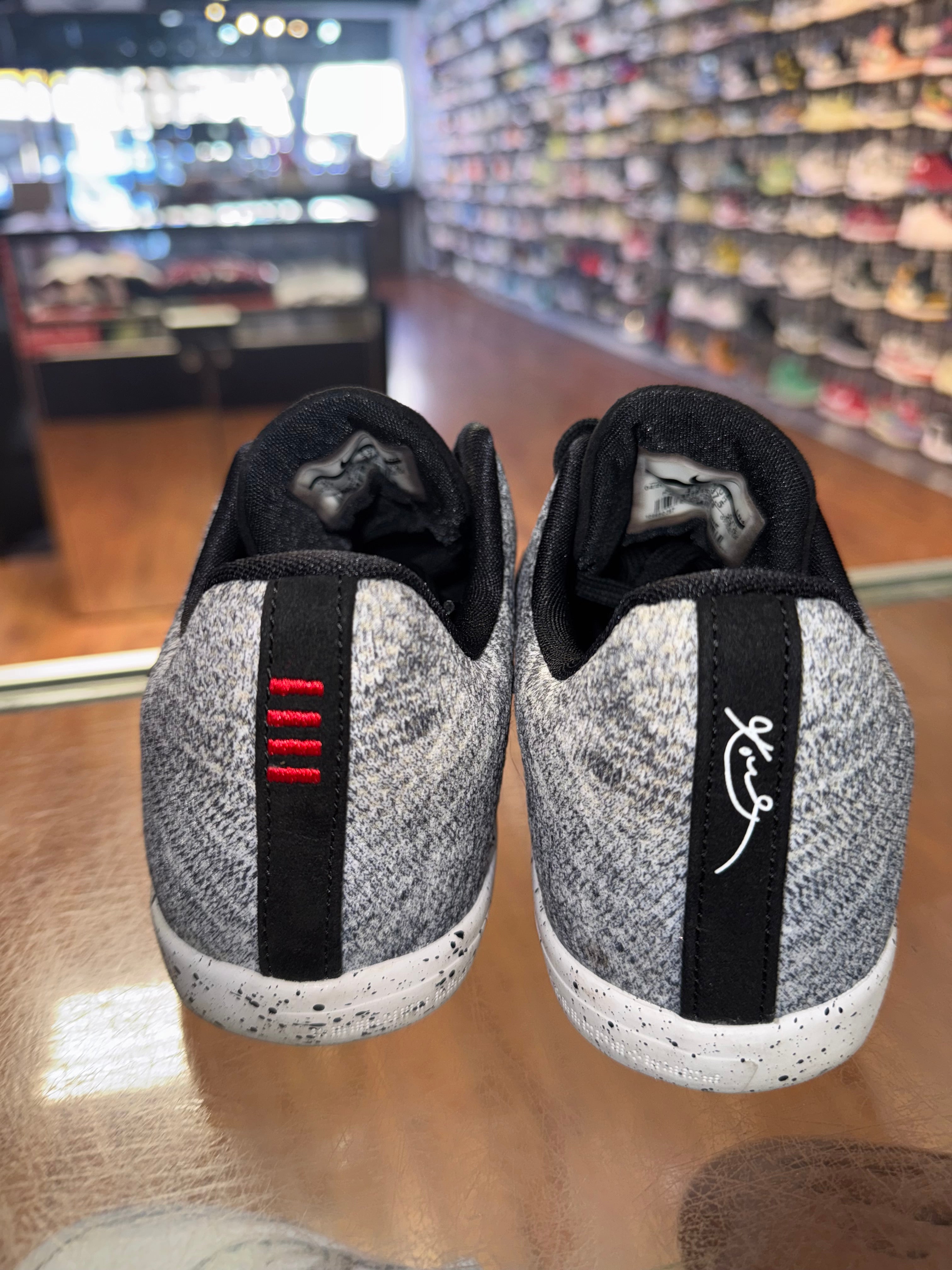 Size 5y Kobe 11 Elite Low "Oreo"