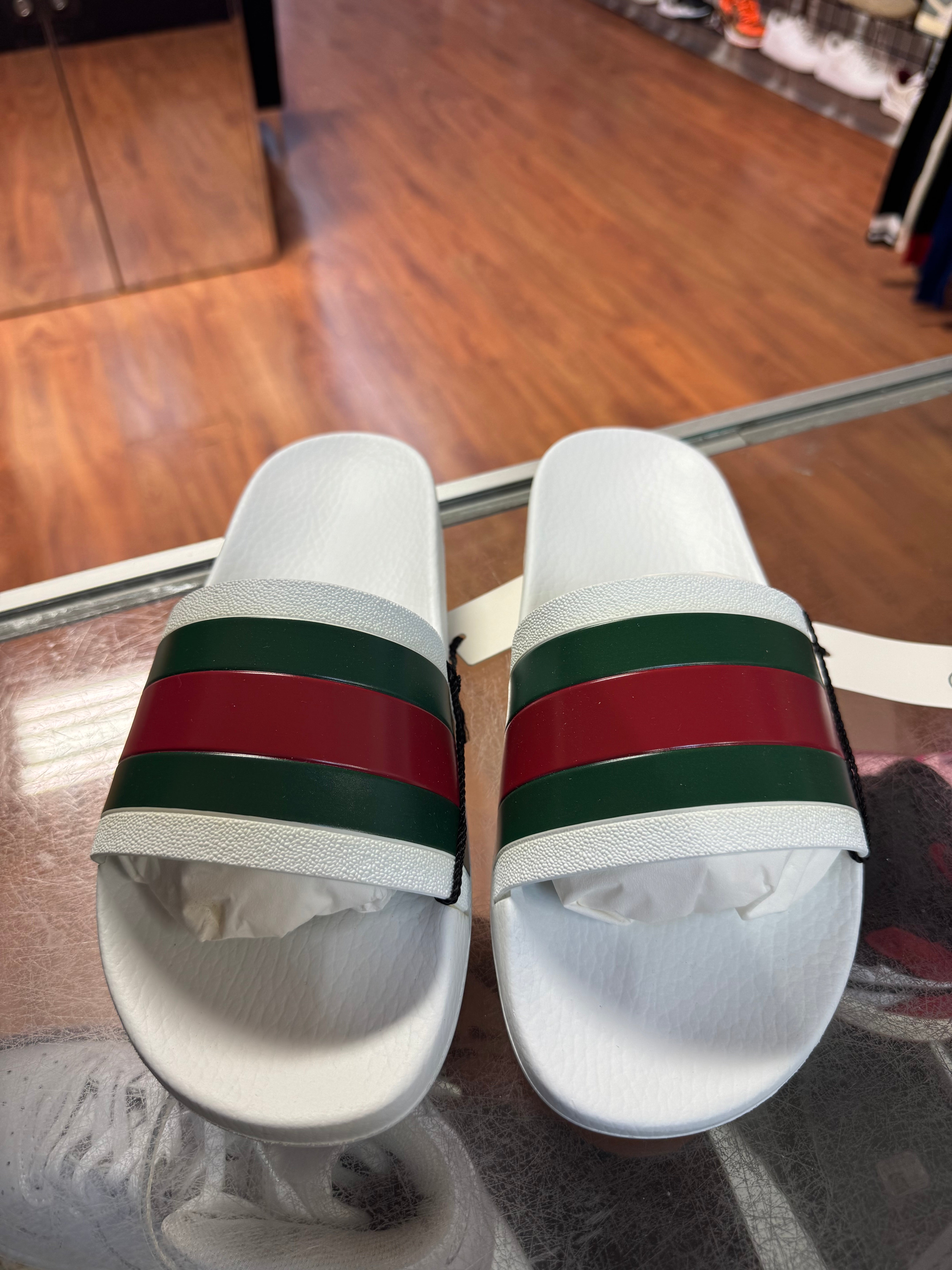 Size 7 (8G) Gucci Pursuit Pool Slides Brand New