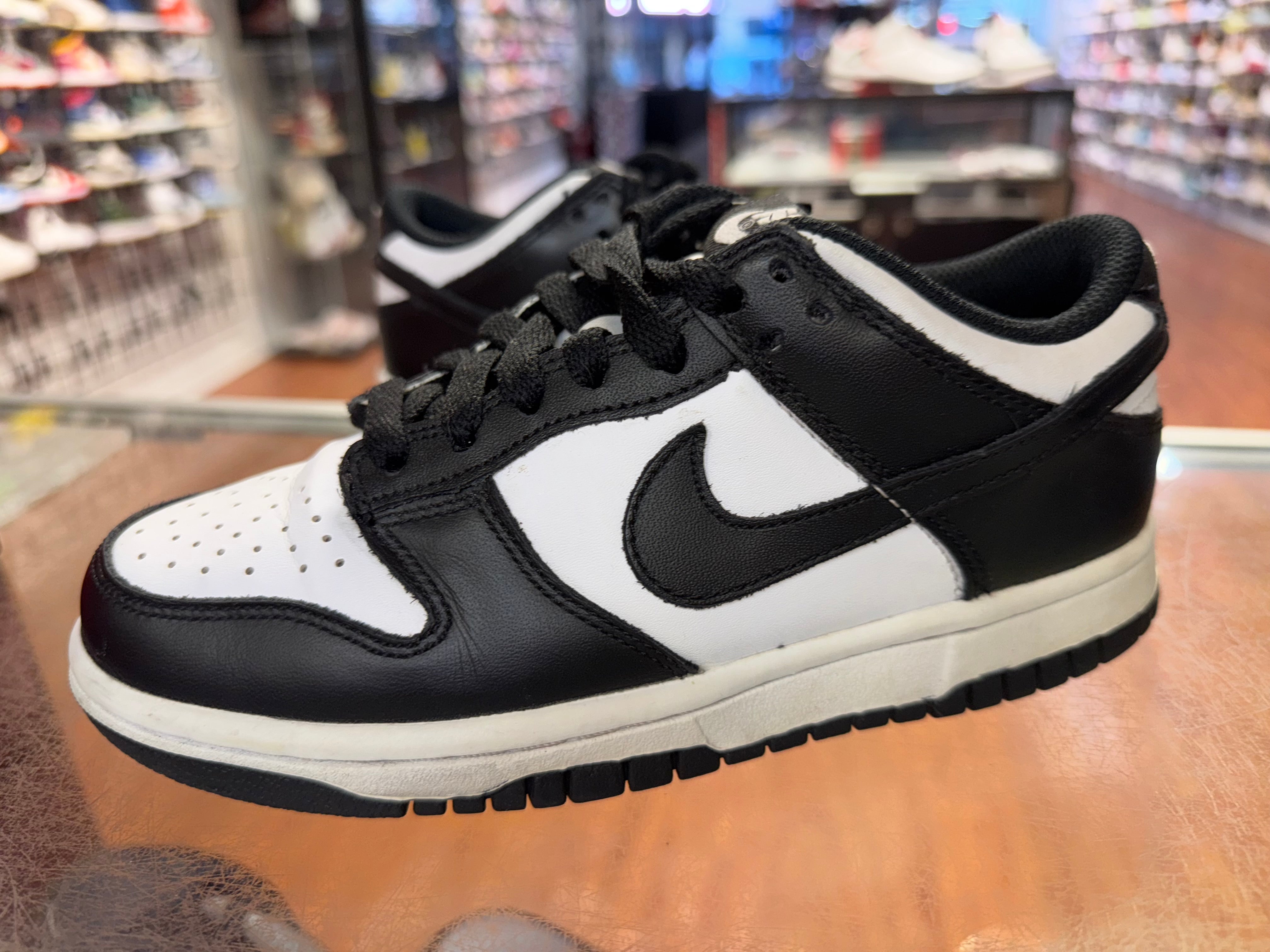 Size 3.5y Dunk Low "Panda"