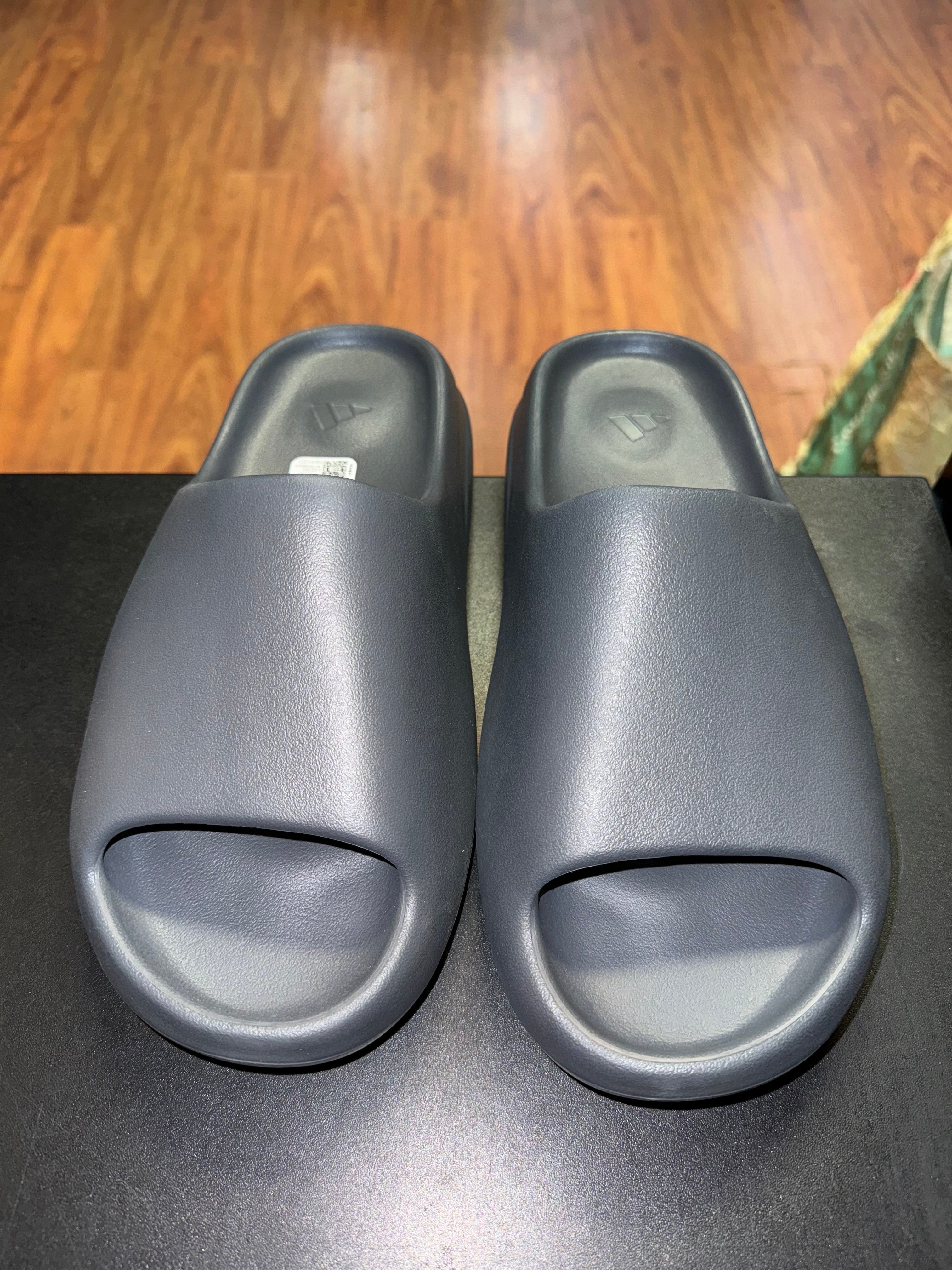 Size 9 Adidas Yeezy Slide “Granite” Brand New