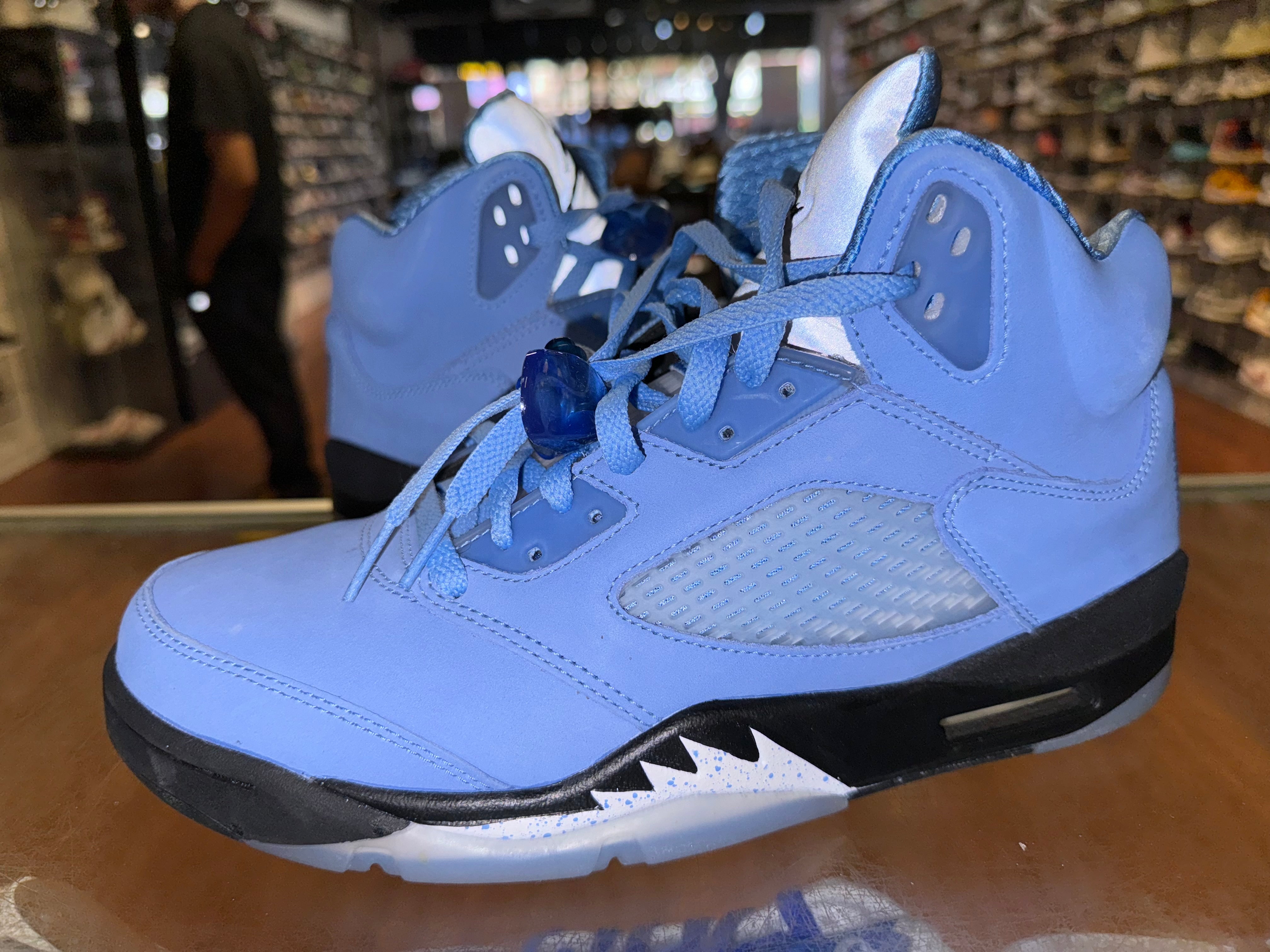 Size 10 Air Jordan 5 “UNC”