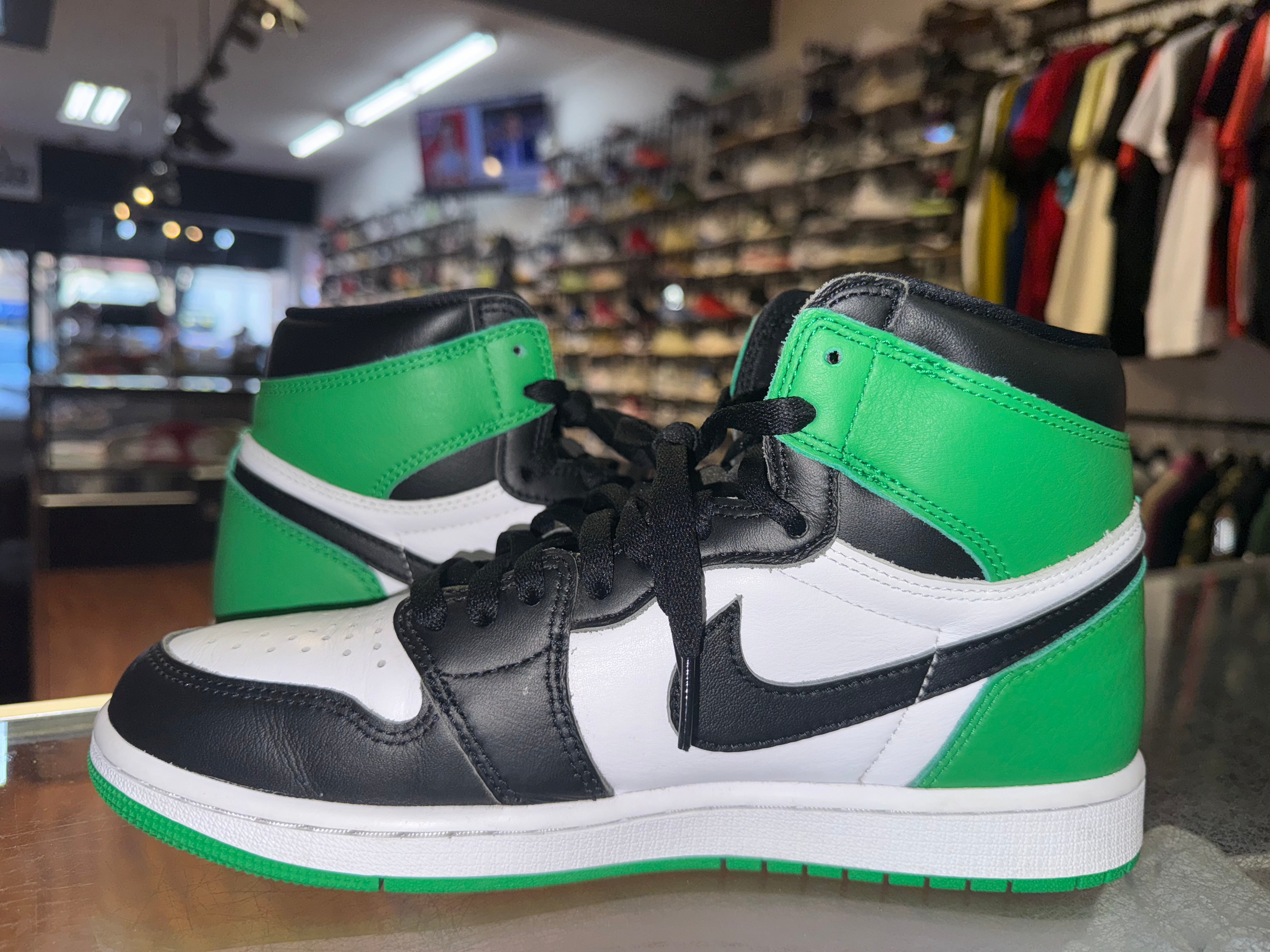 Size 9 Air Jordan 1 "Lucky Green"