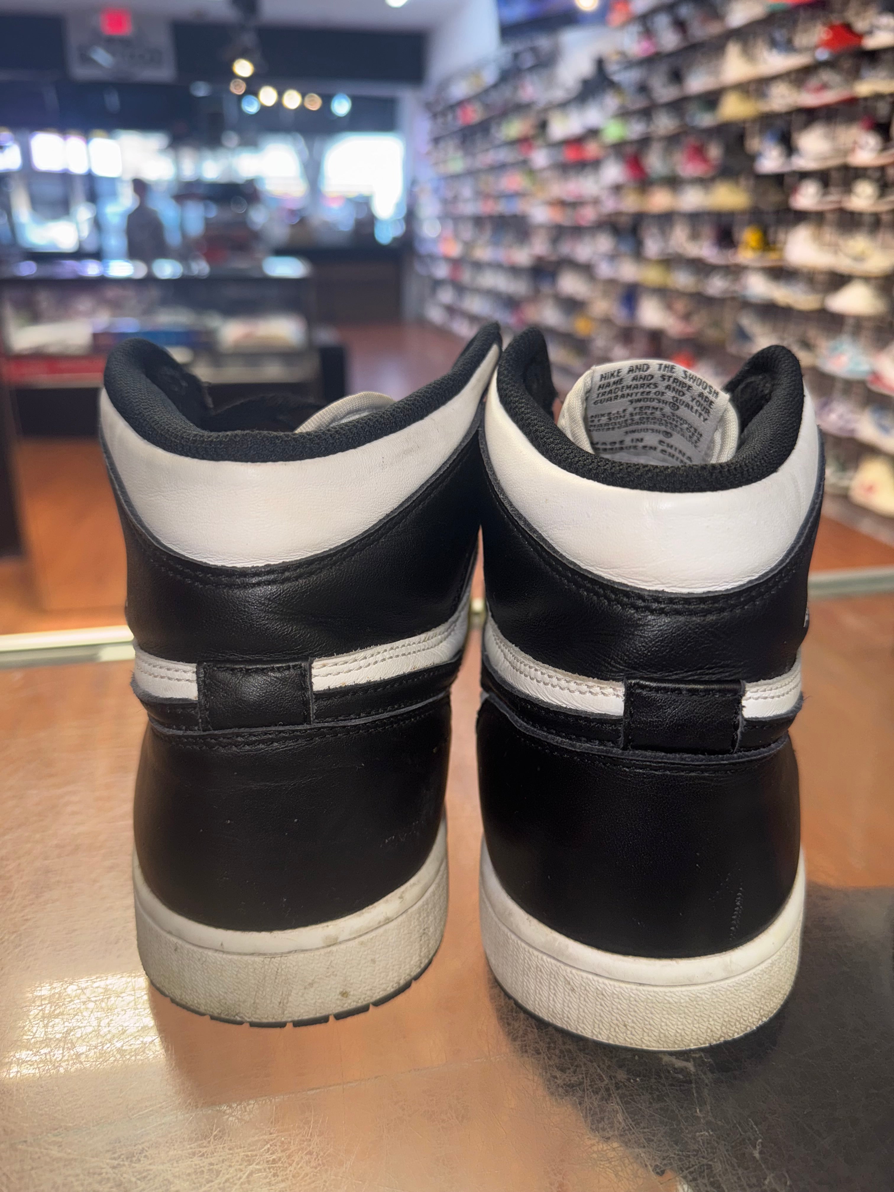 Size 11 Air Jordan 1 "Black/White" 2014 - NB