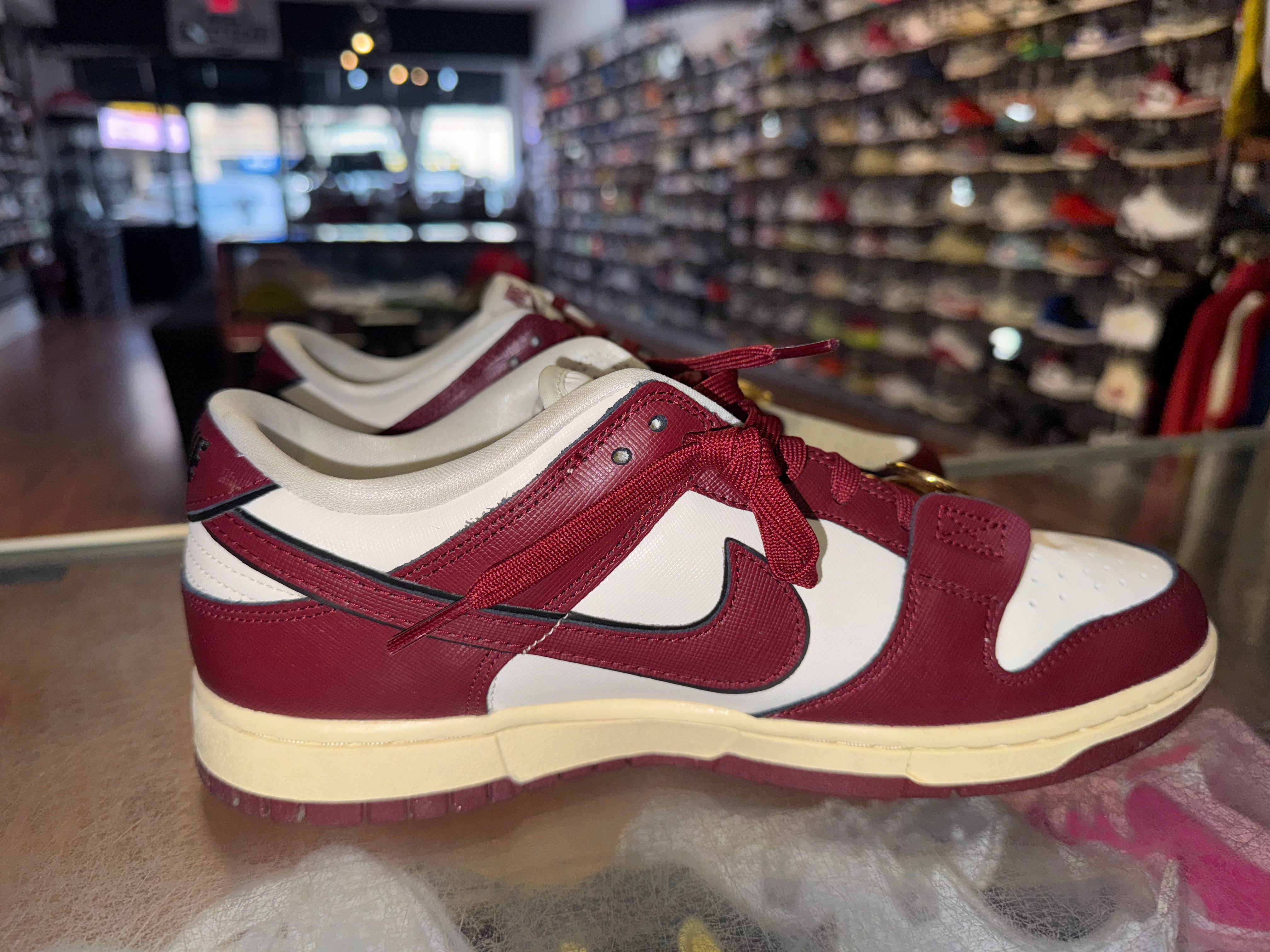 Size 8.5 (10W) Dunk Low SE “Team Red”