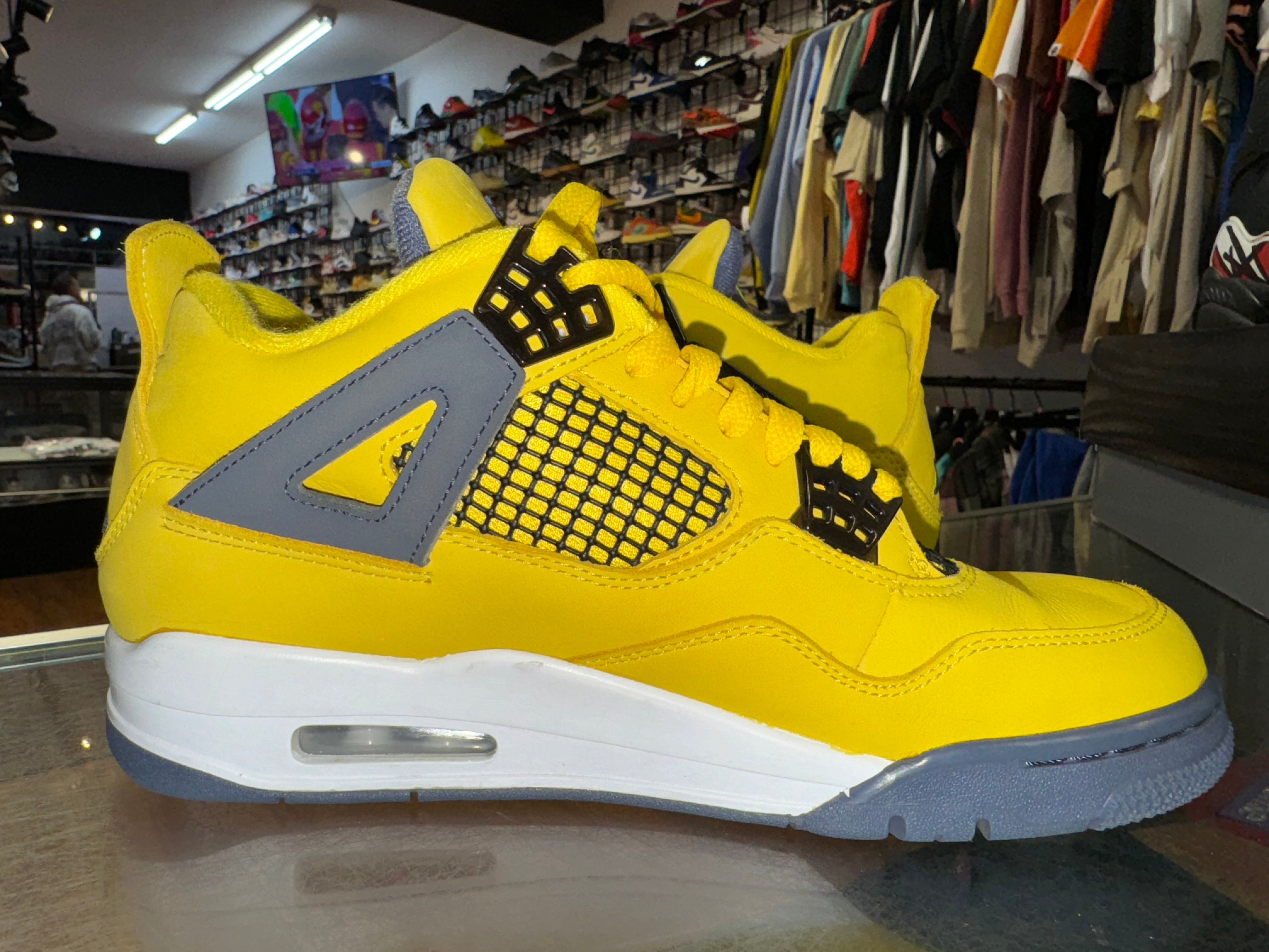 Size 8 Air Jordan 4 “Lightning”