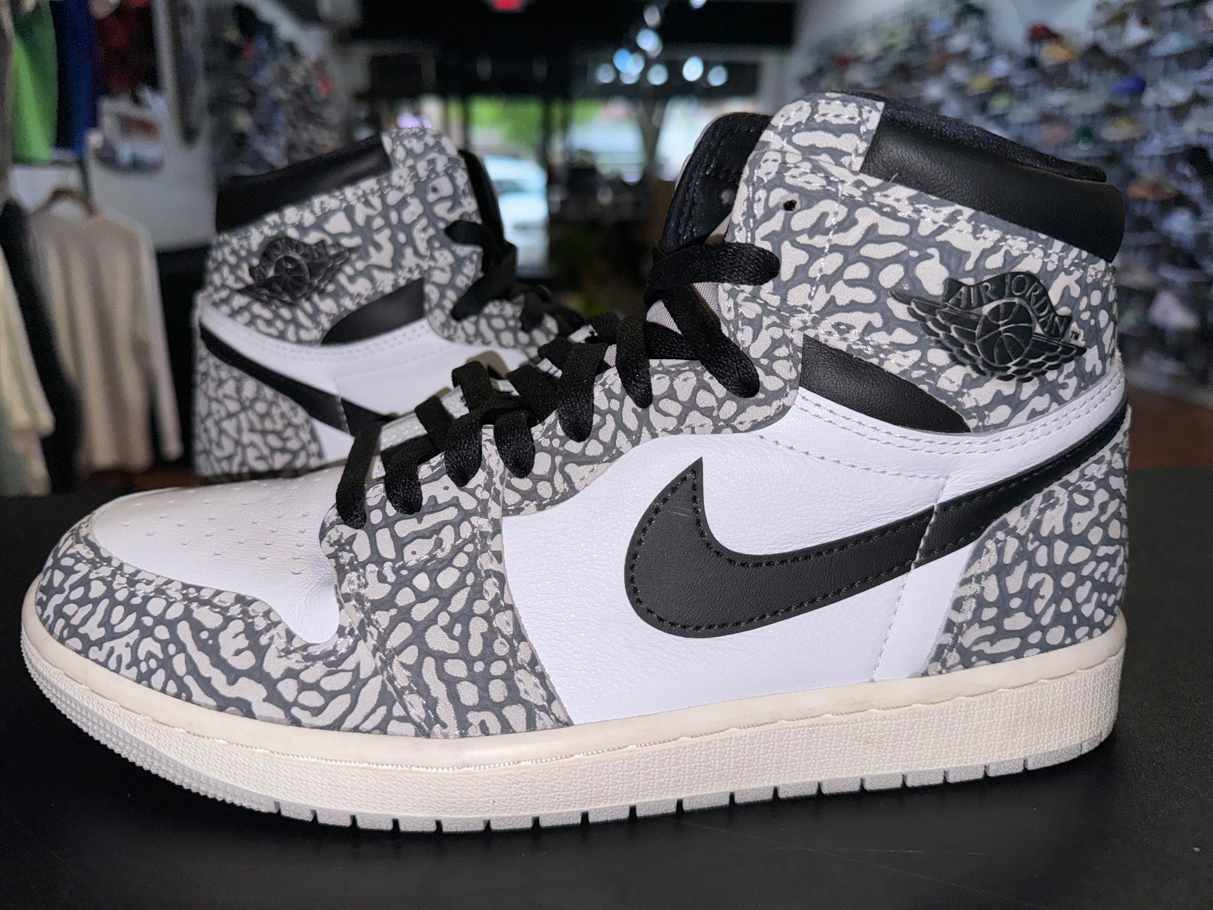 Size 9 Air Jordan 1 “White Cement”