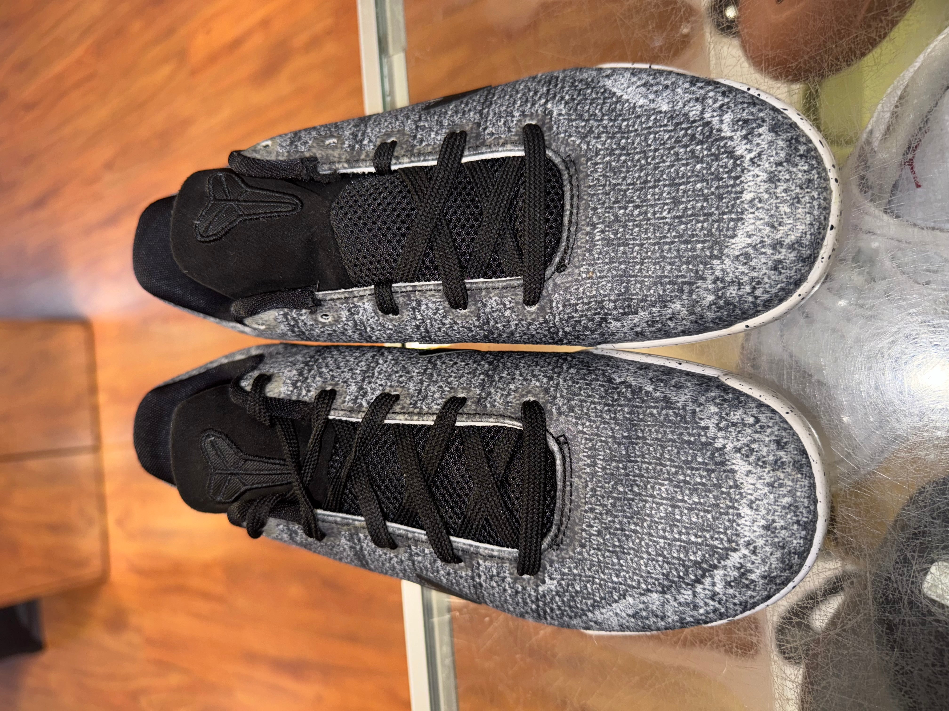 Size 5y Kobe 11 Elite Low "Oreo"