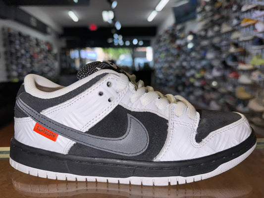 Size 4.5 SB Dunk Low “Tightbooth”