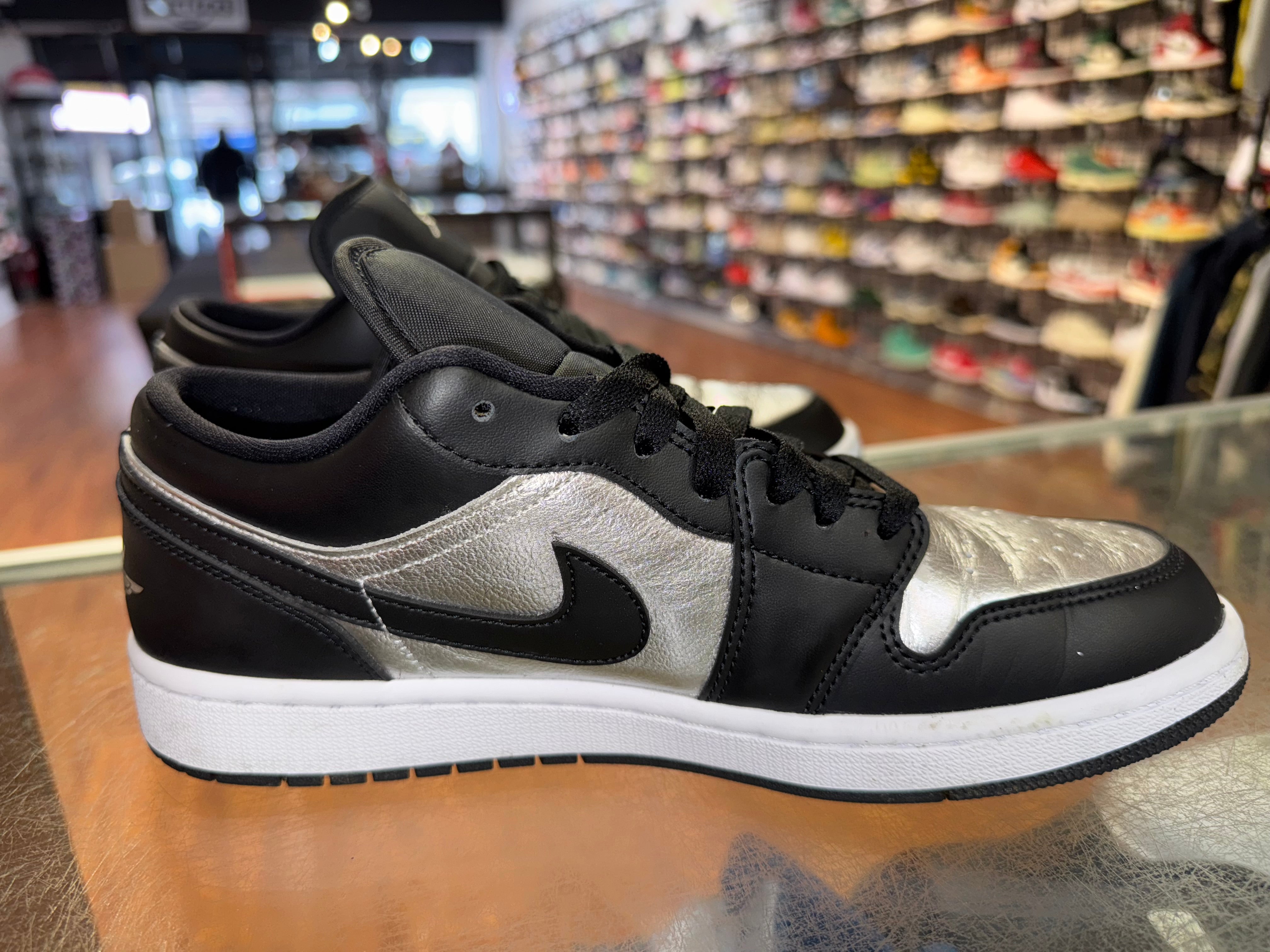 Size 8.5 (10W) Air Jordan 1 Low “Silver Toe”